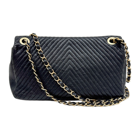 Classic Flap 2015-2016 Chevron Black Leather Shoulder Bag