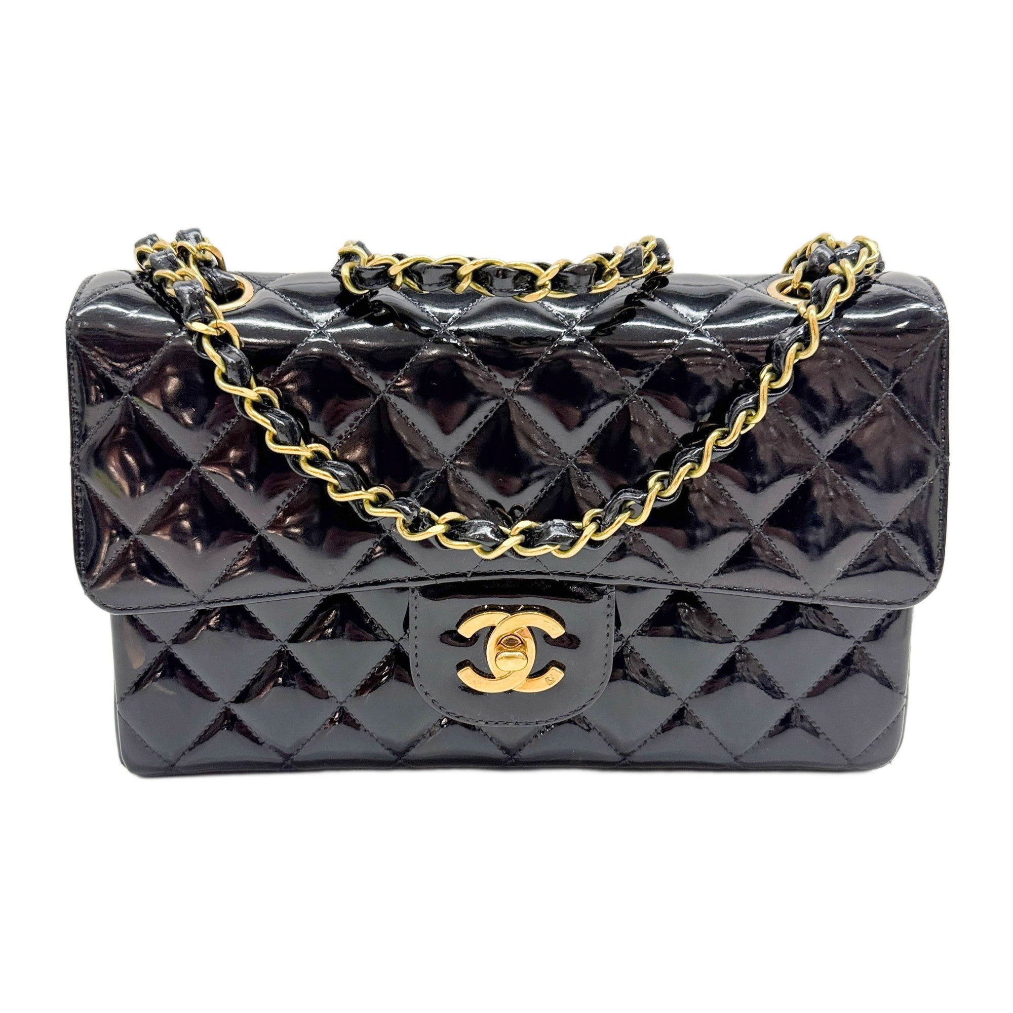 Small Classic Double Flap 1994-1996 Metelasse Black Patent Leather Shoulder Bag