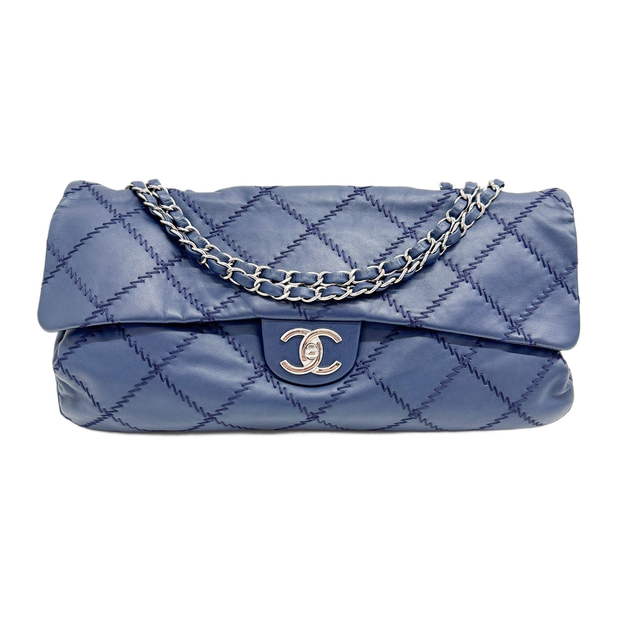 Classic Flap 2011 Navy Leather Shoulder Bag