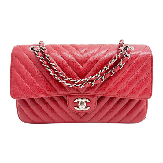 Classic Double Flap 2016-2017 Chevron Red Leather Shoulder Bag