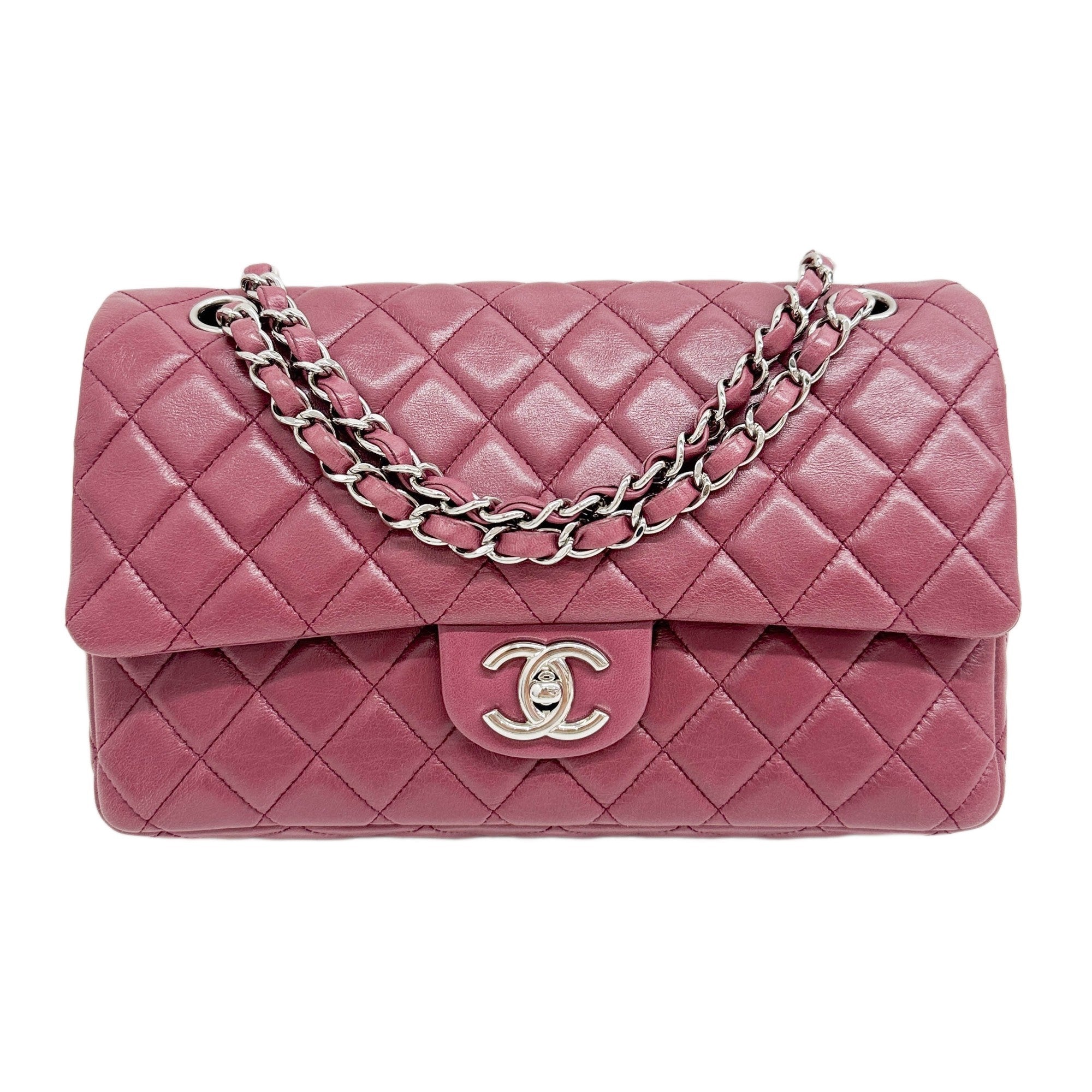 Classic Flap 2008-2009 Matelasse Mulberry Red Leather Shoulder Bag