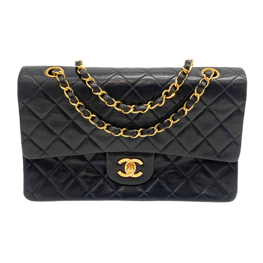 Medium Classic Double Flap 1991-1994 Matelasse Black Leather Shoulder Bag