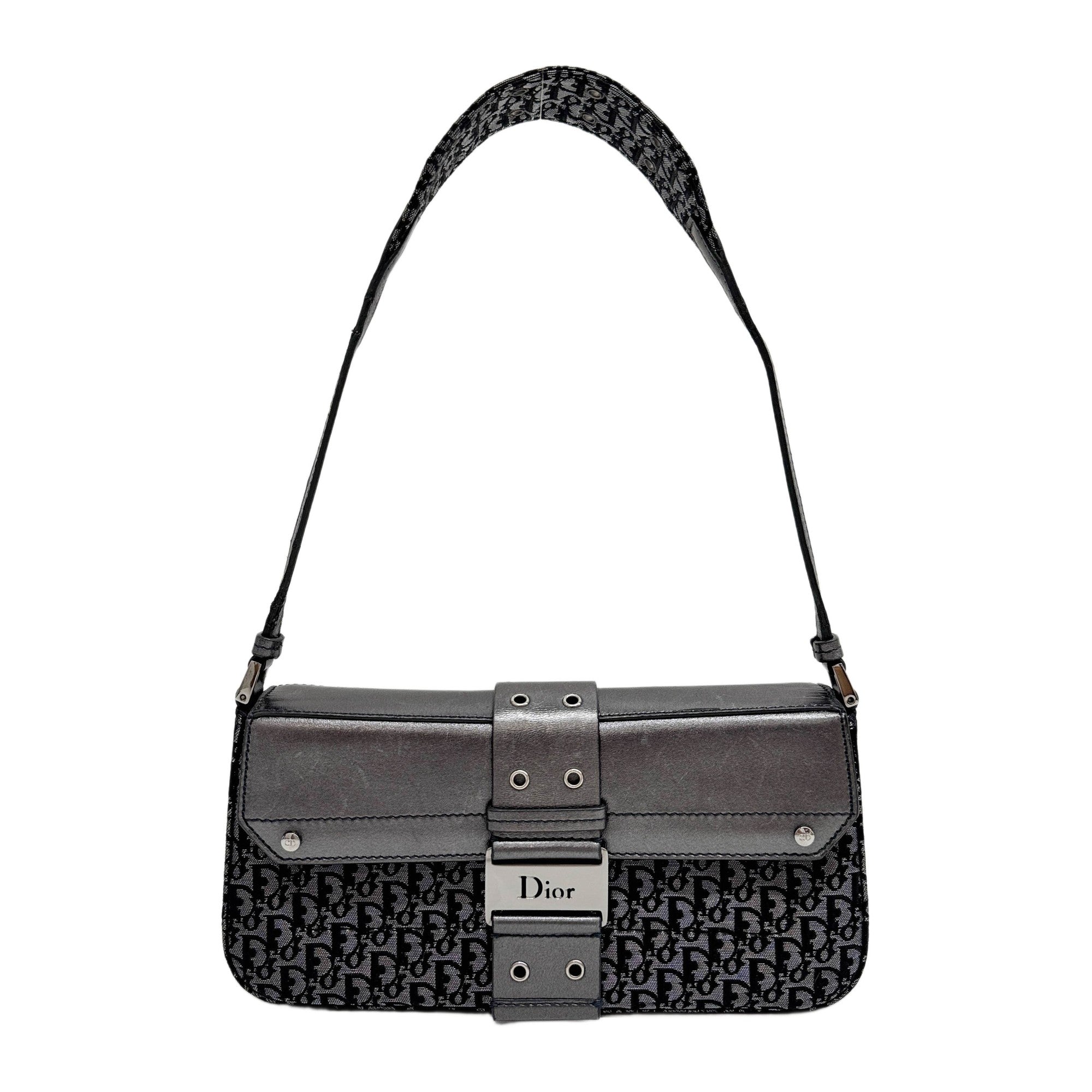 Street Chic Metallic Grey Canvas Shoulder Bag