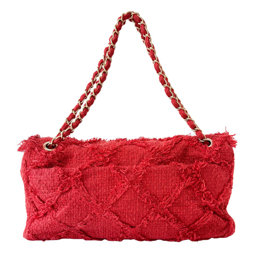 2009 Large Crochet Flap Red Shoulder Bag