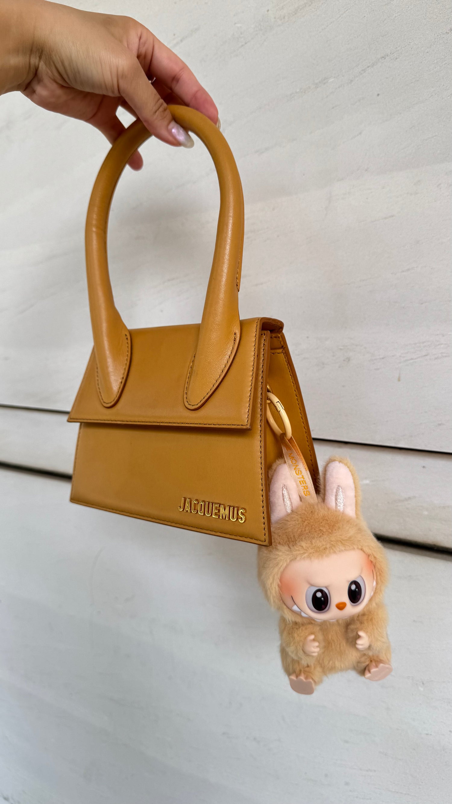OTHER BRANDS - HIVE PRELOVED
