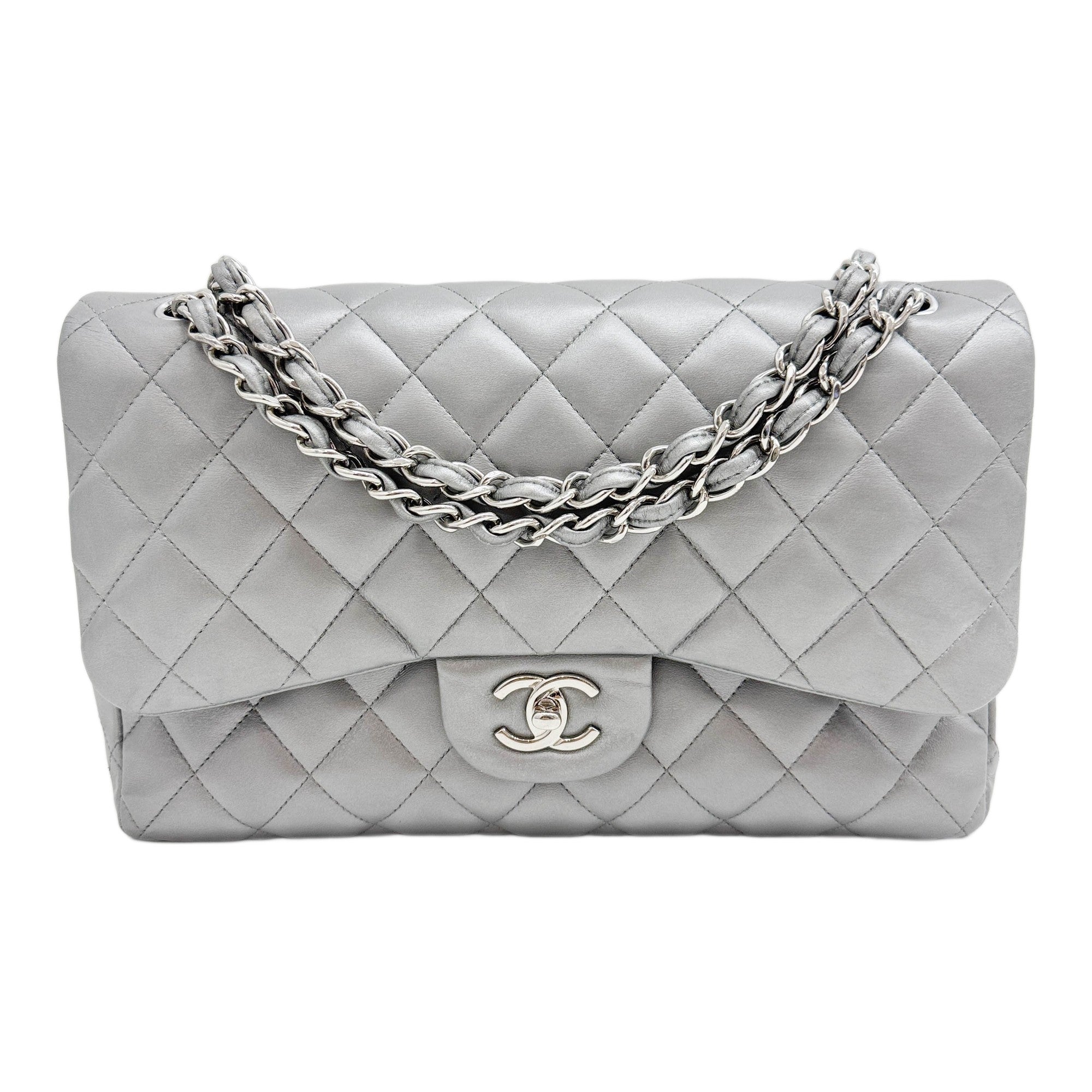 CHANEL Jumbo Classic Double Flap 2017-2018 Matelasse Greay Leather