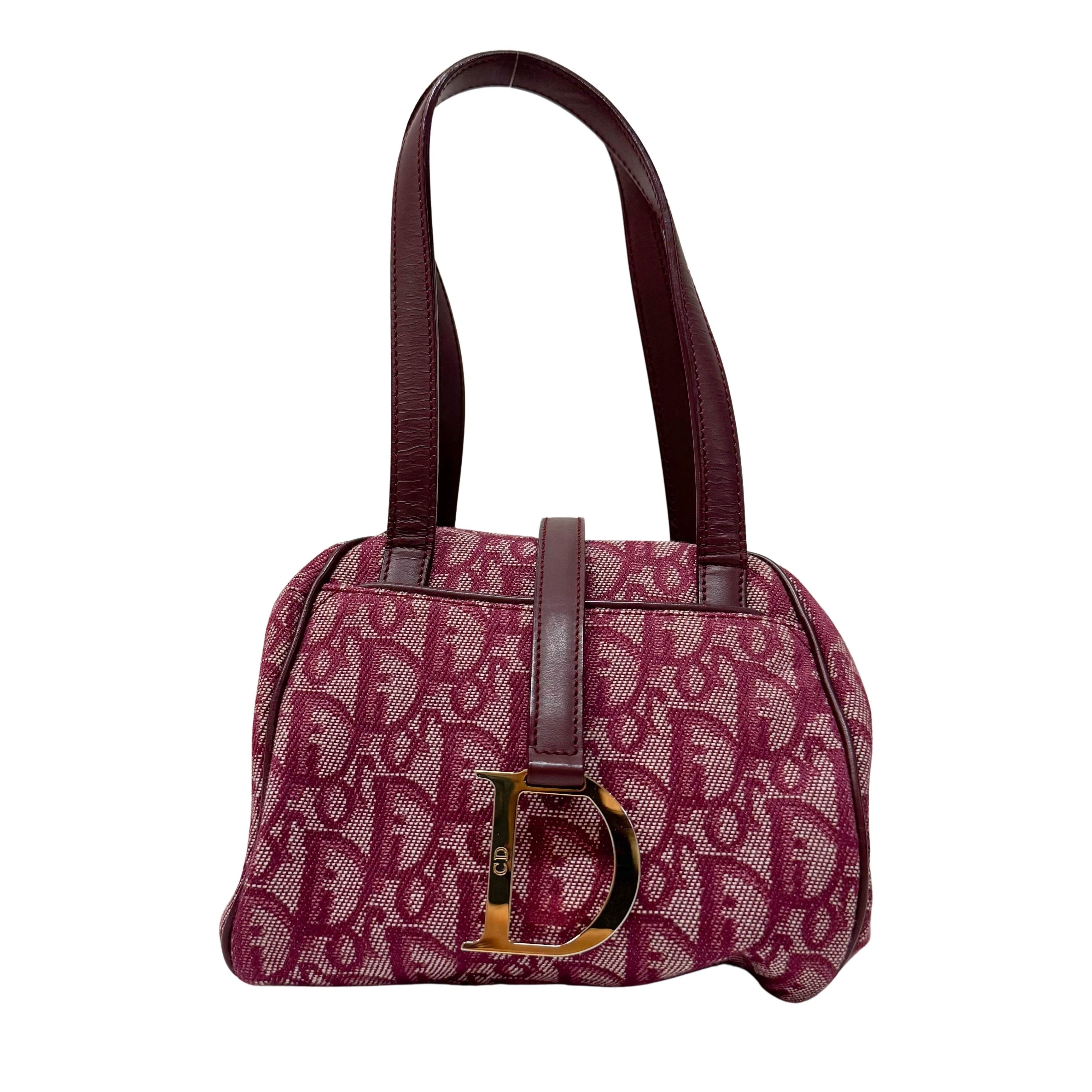 Red Trotter Pouch Bag