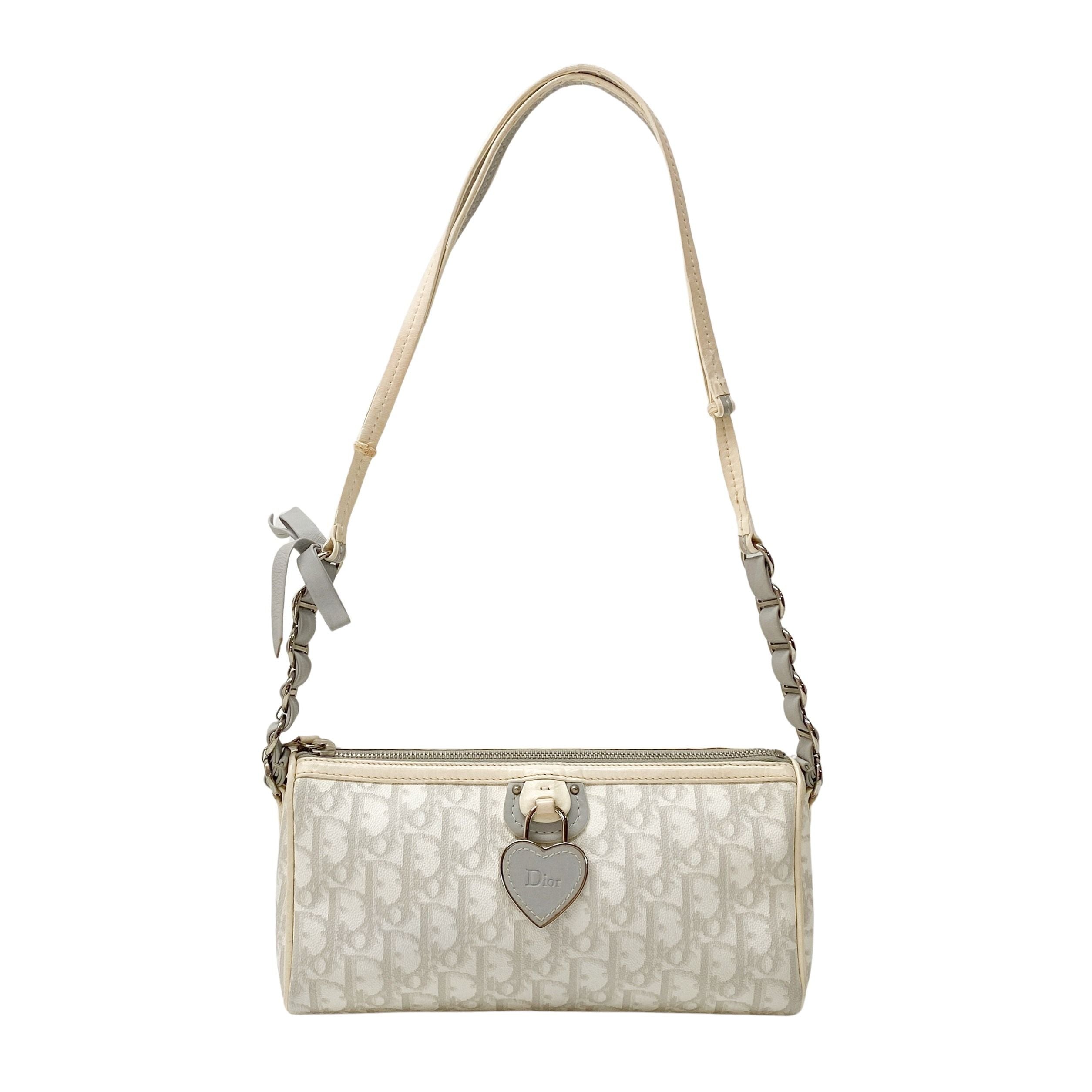 Romantique White Trotter Shoulder Bag