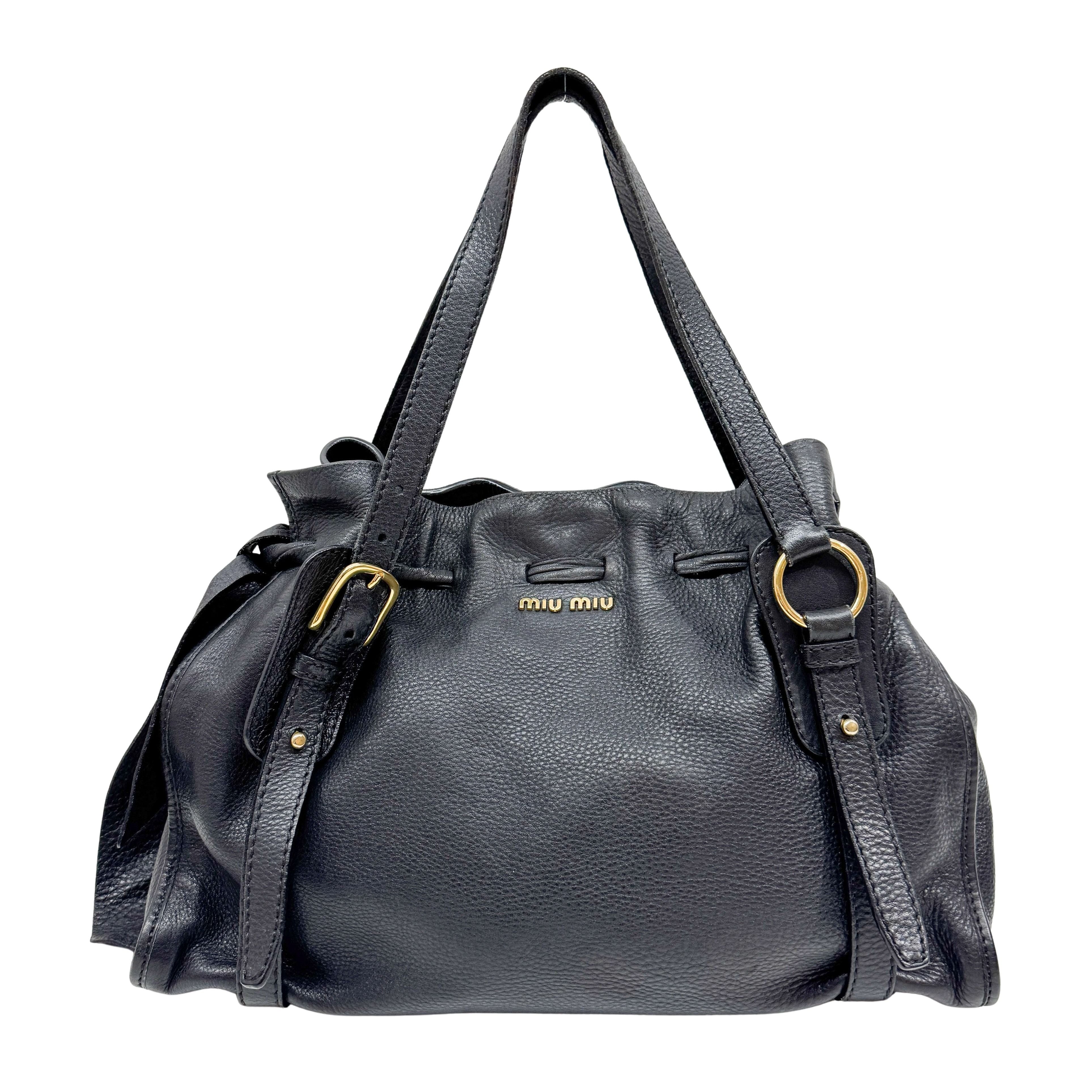 Vitello Lux Bow Bag Black Calfskin Leather Shoulder Bag