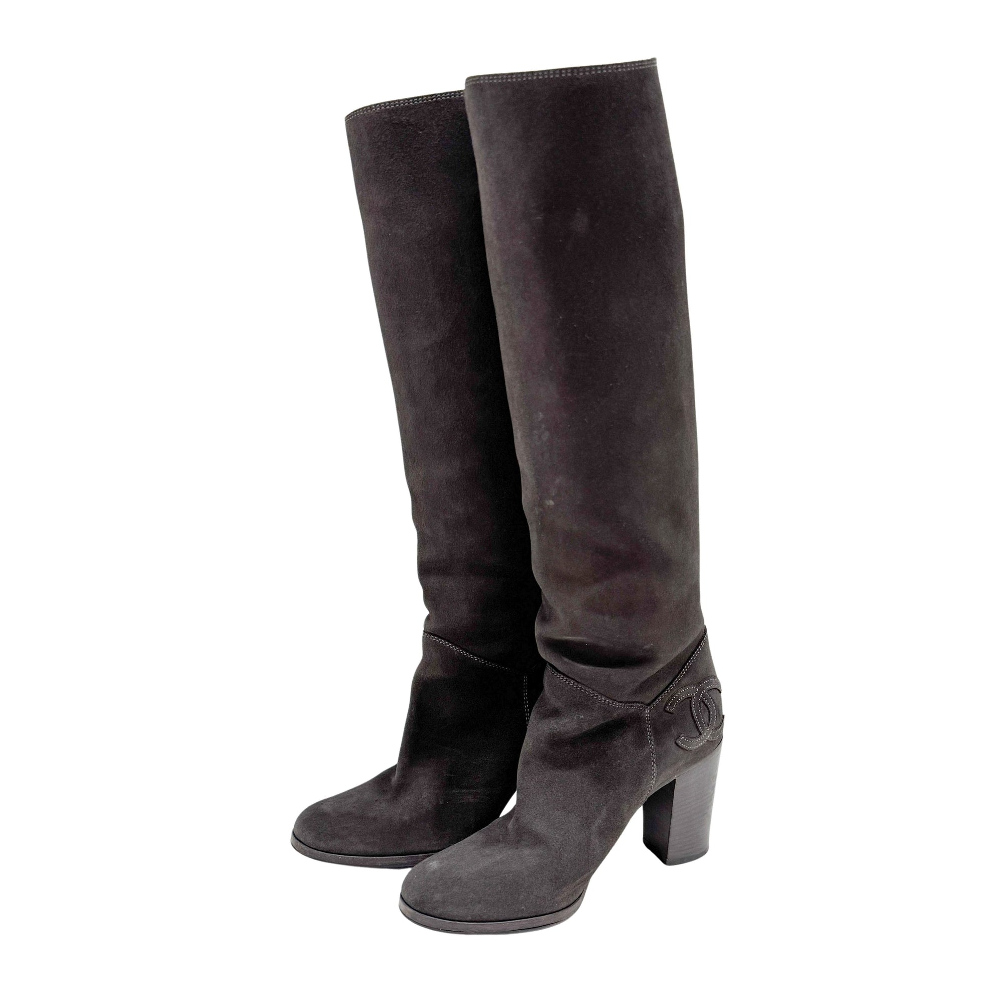Size 37 EU Grey Suede Long Boots