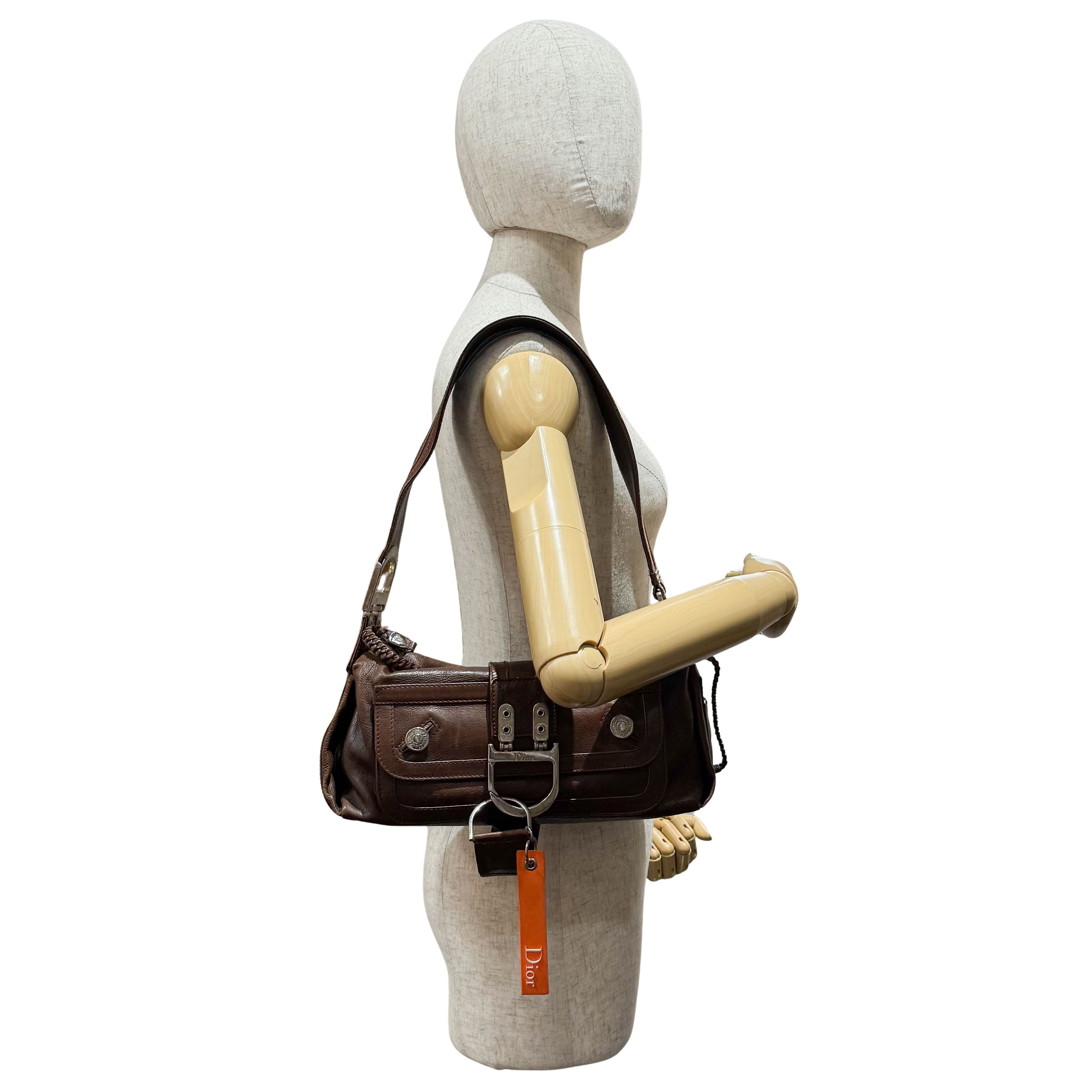 Flight Brown Leather Shoulder Bag