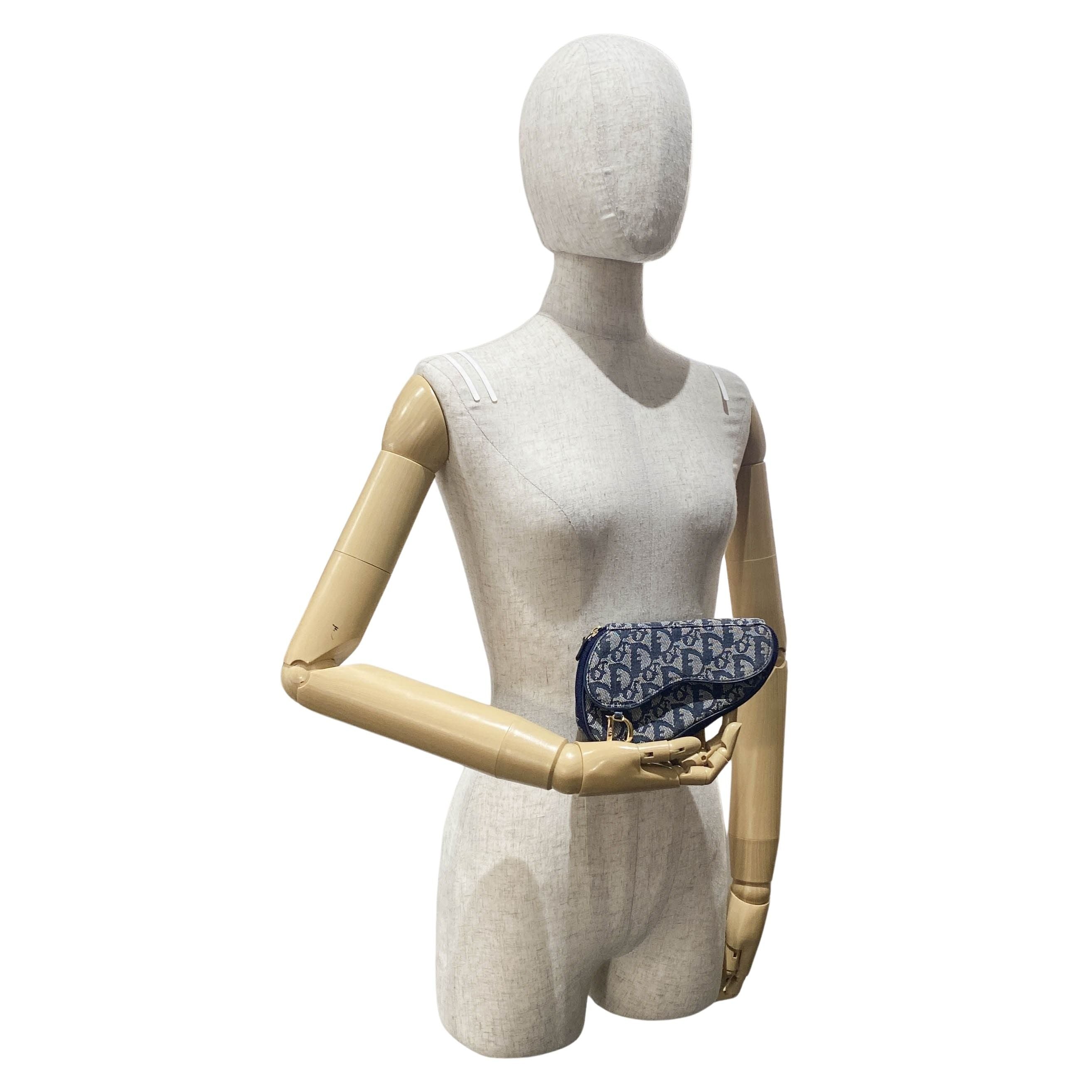 Saddle Blue Trotter D-Charm Pouch