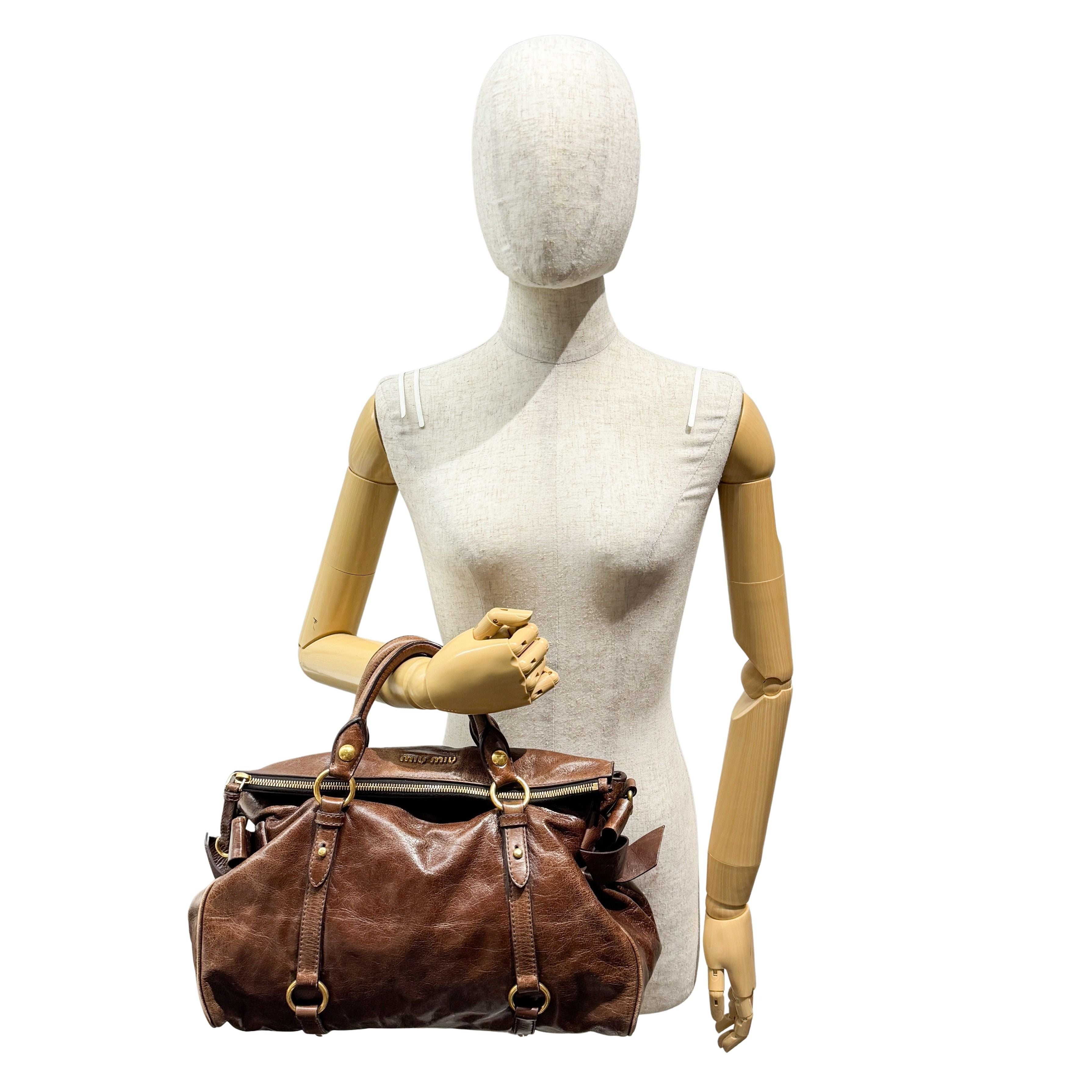 Vitello Lux Bow Brown Calfskin Leather Hand Bag