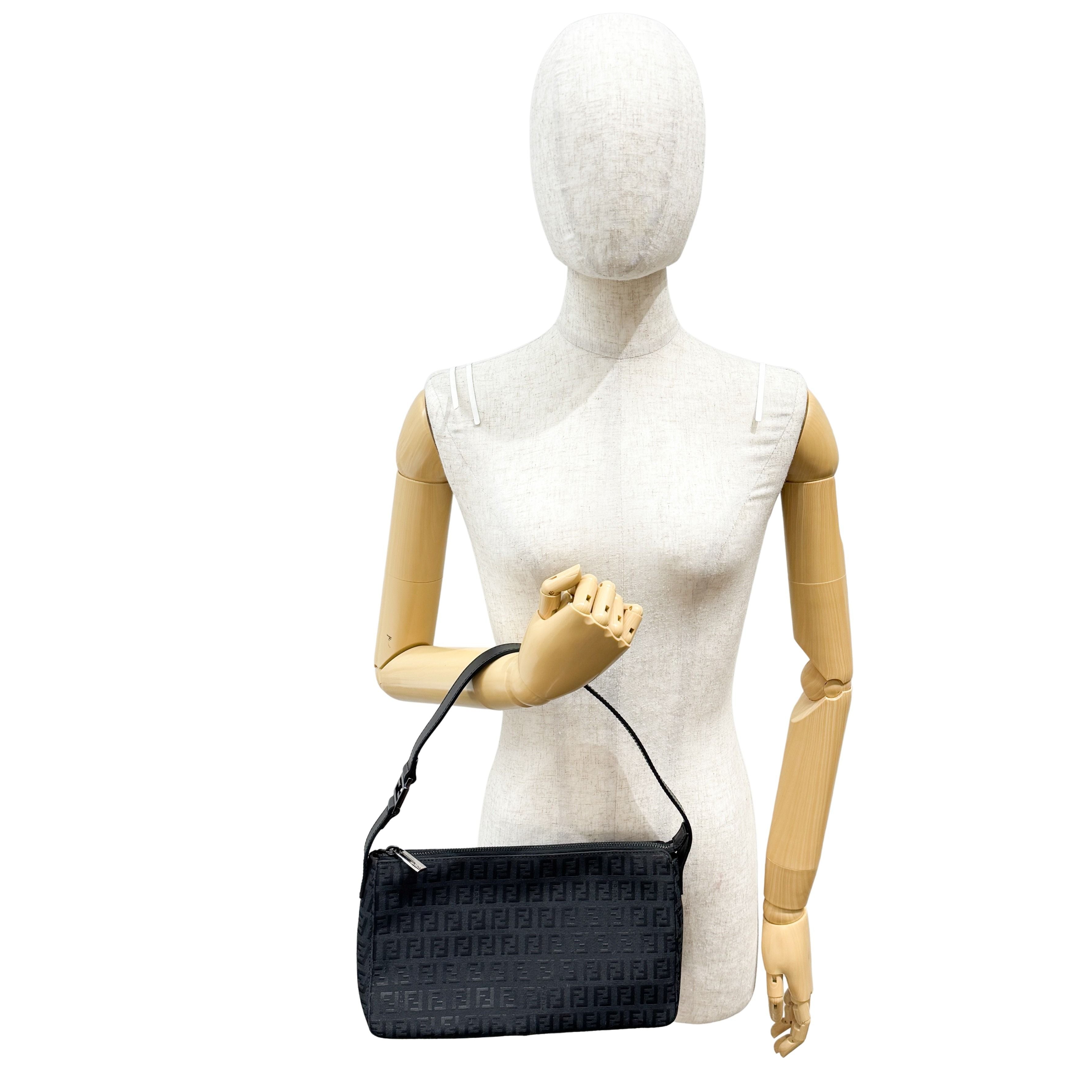 Zucca Black Canvas Shoulder Bag