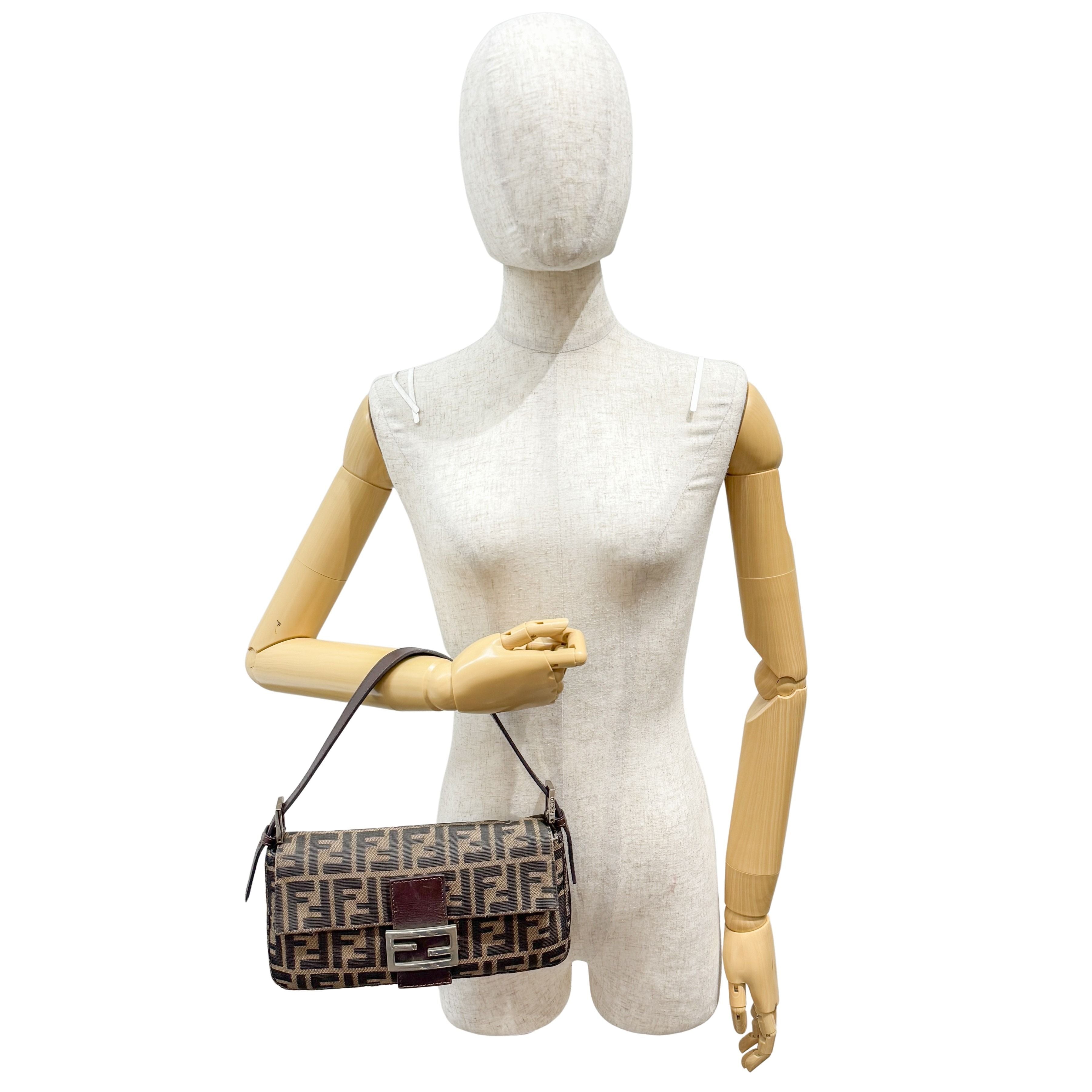 Zucca Baguette Brown Canvas Shoulder Bag