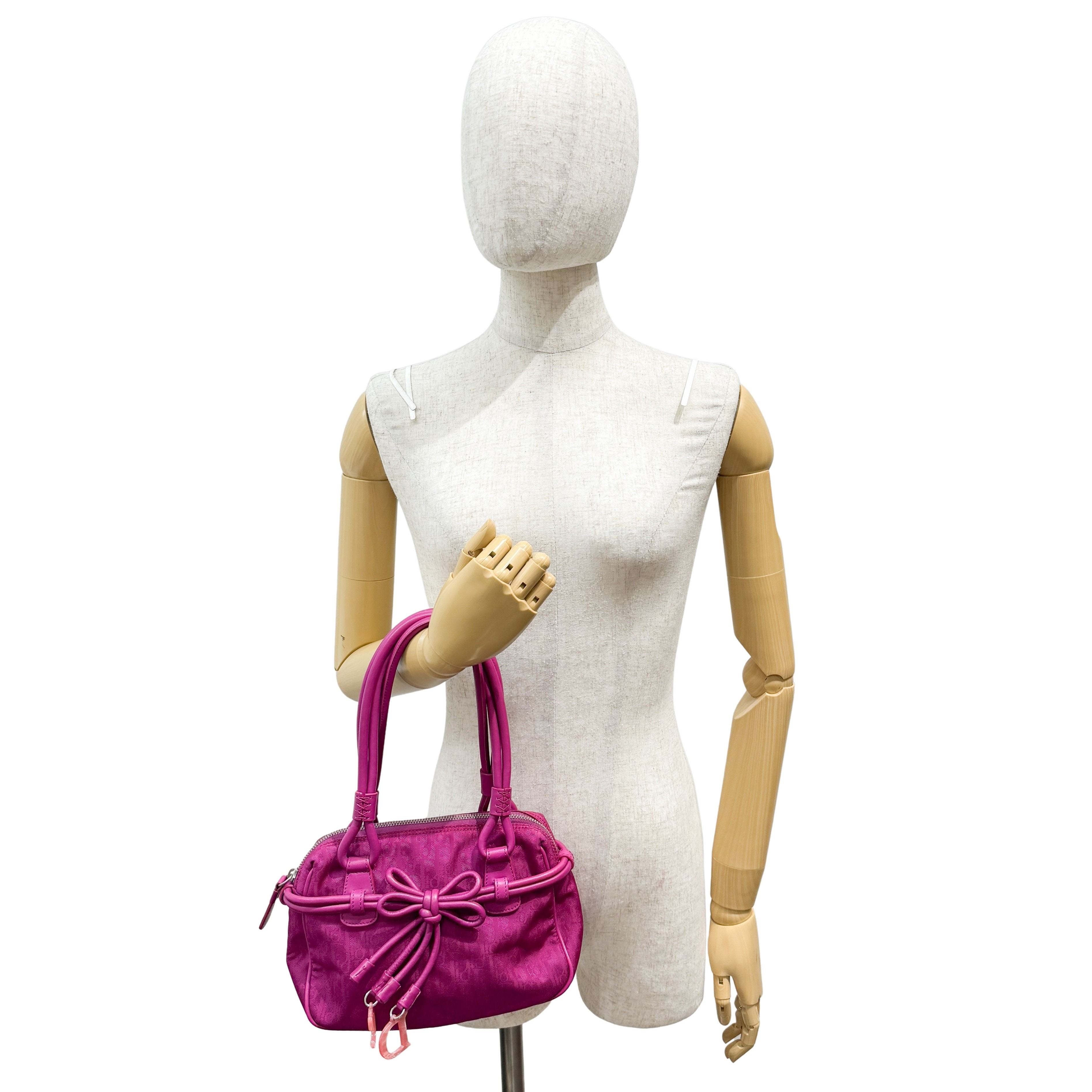 Trotter Fuchsia Canvas Shoulder Bag