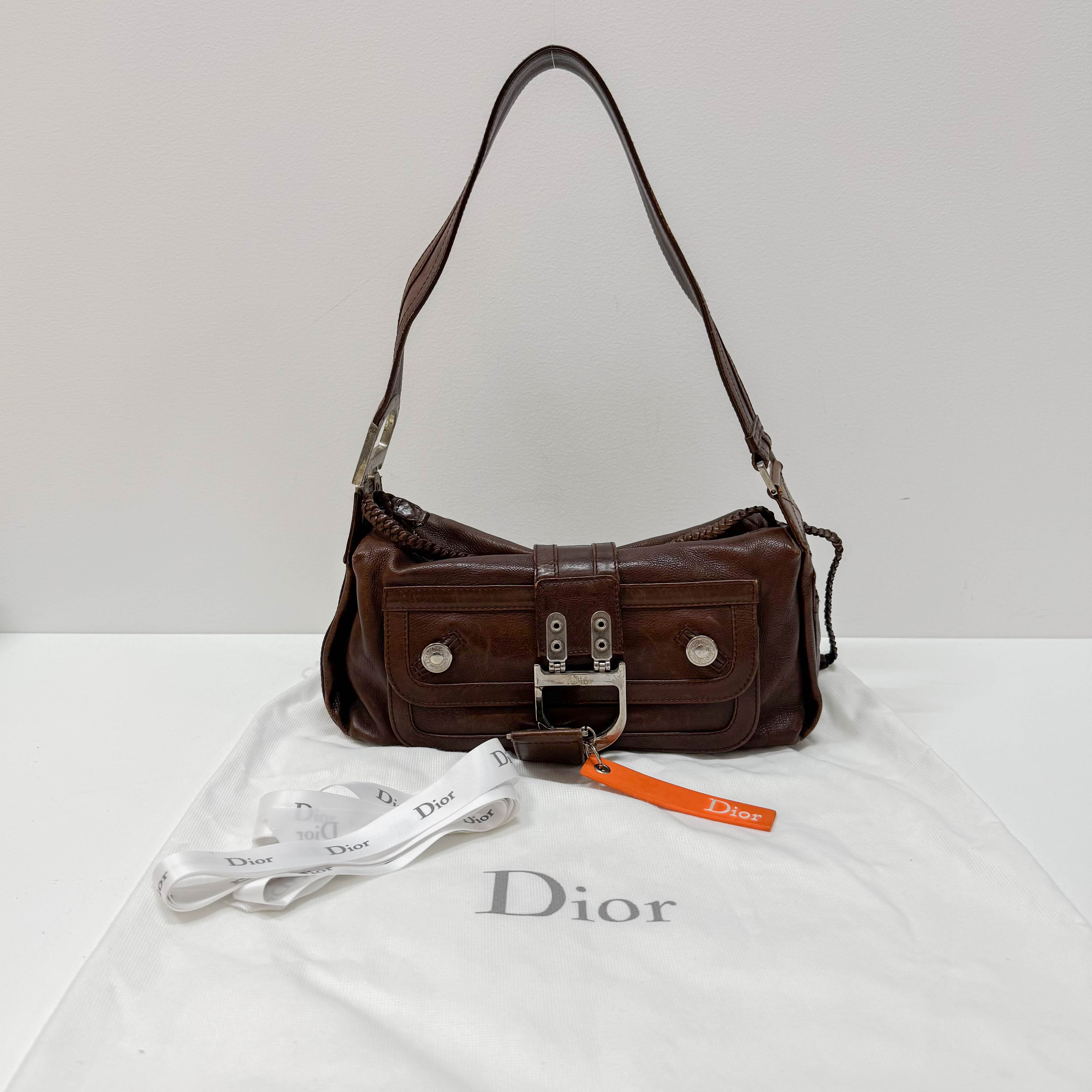 Flight Brown Leather Shoulder Bag