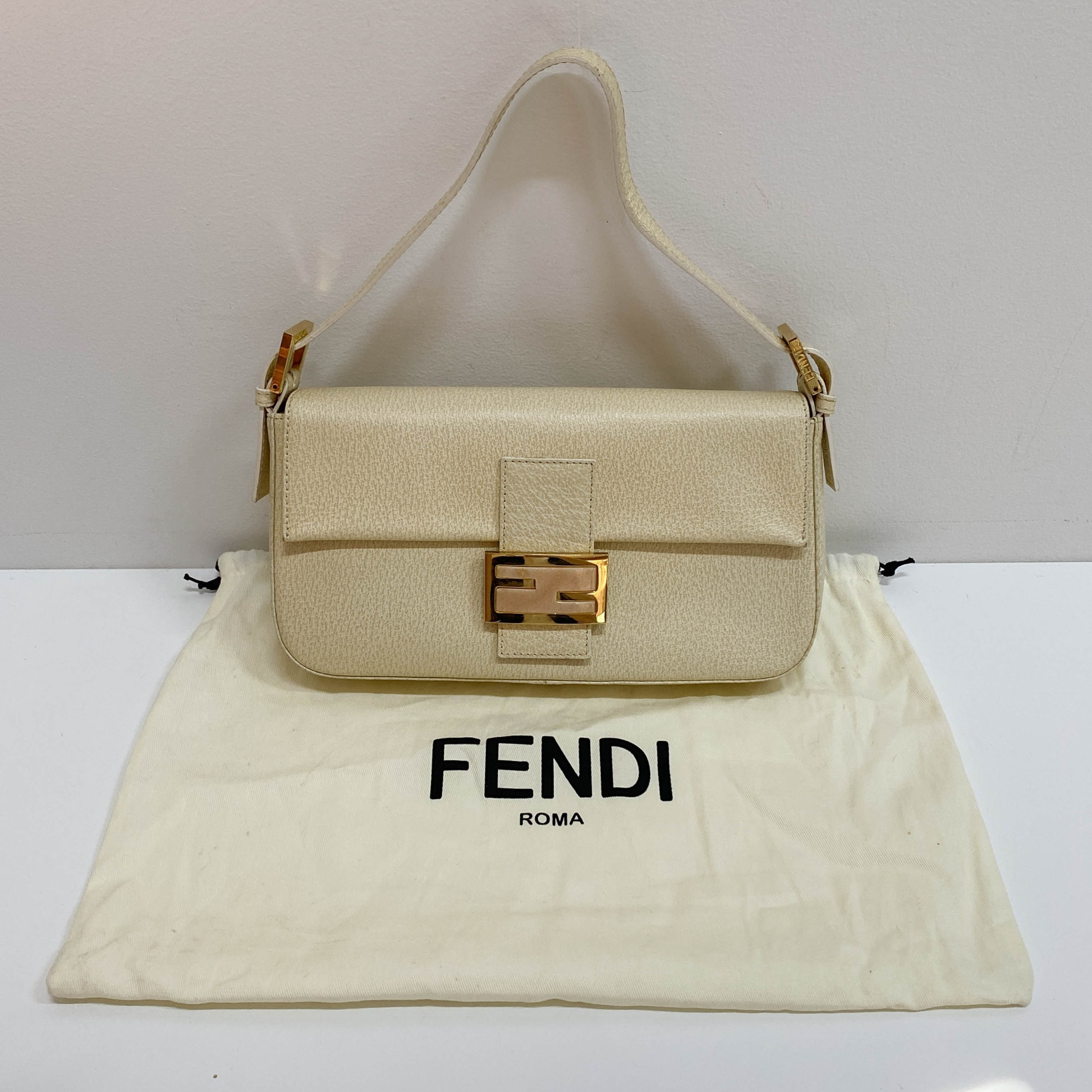 Baguette Cream Leather Rose Quartz Hardware Shoulder Bag