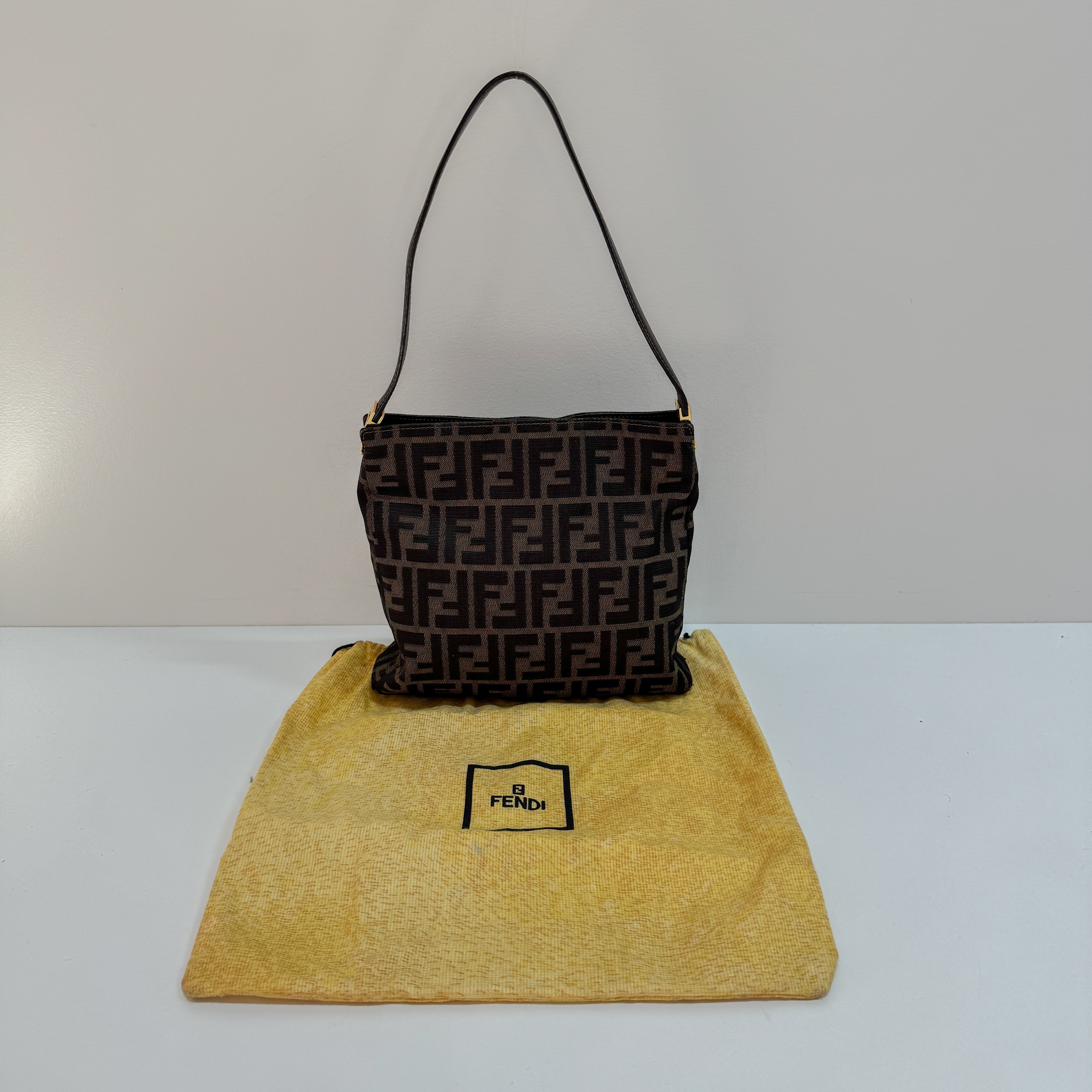 Zucca Brown Canvas Shoulder Bag