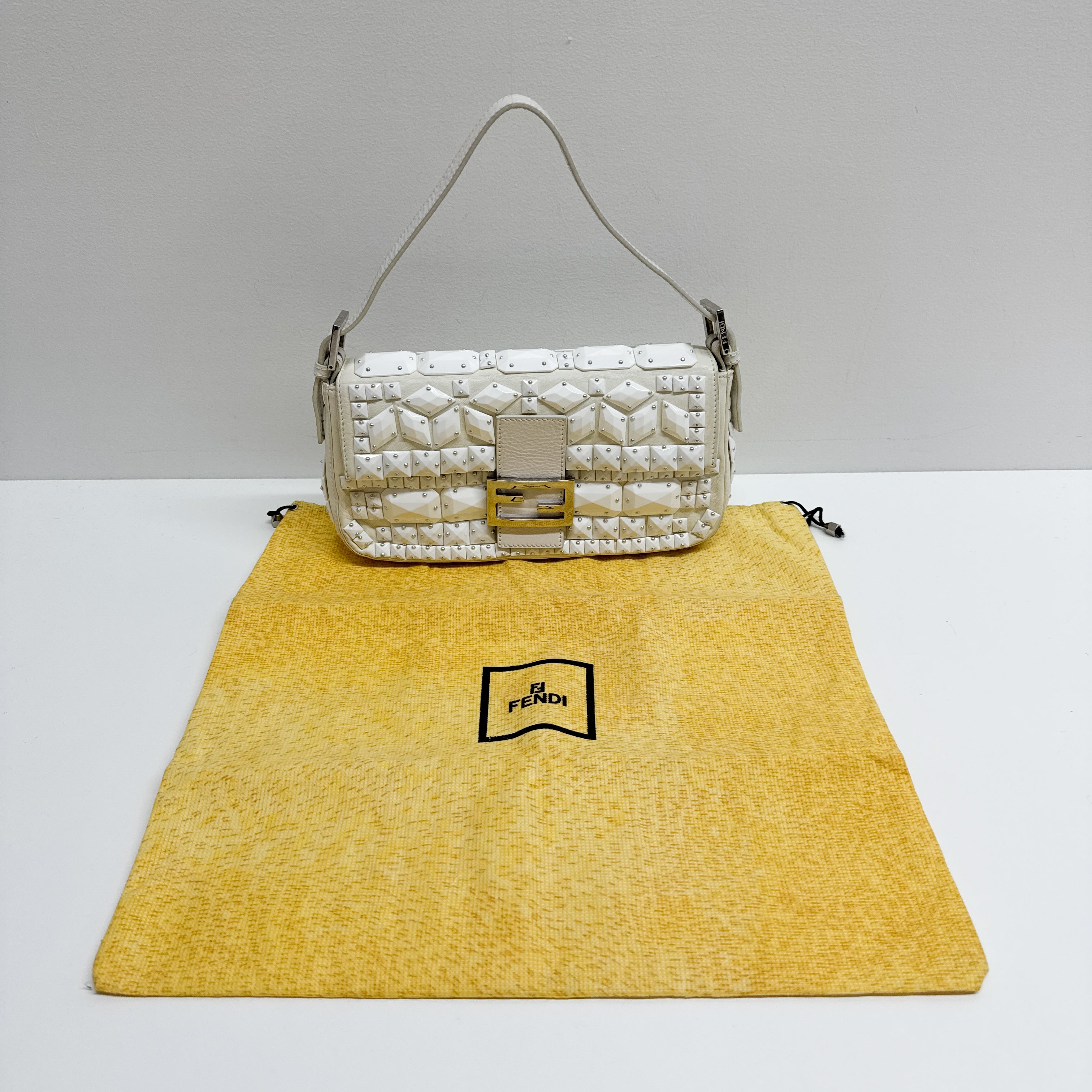 Baguette White Leather Shoulder Bag