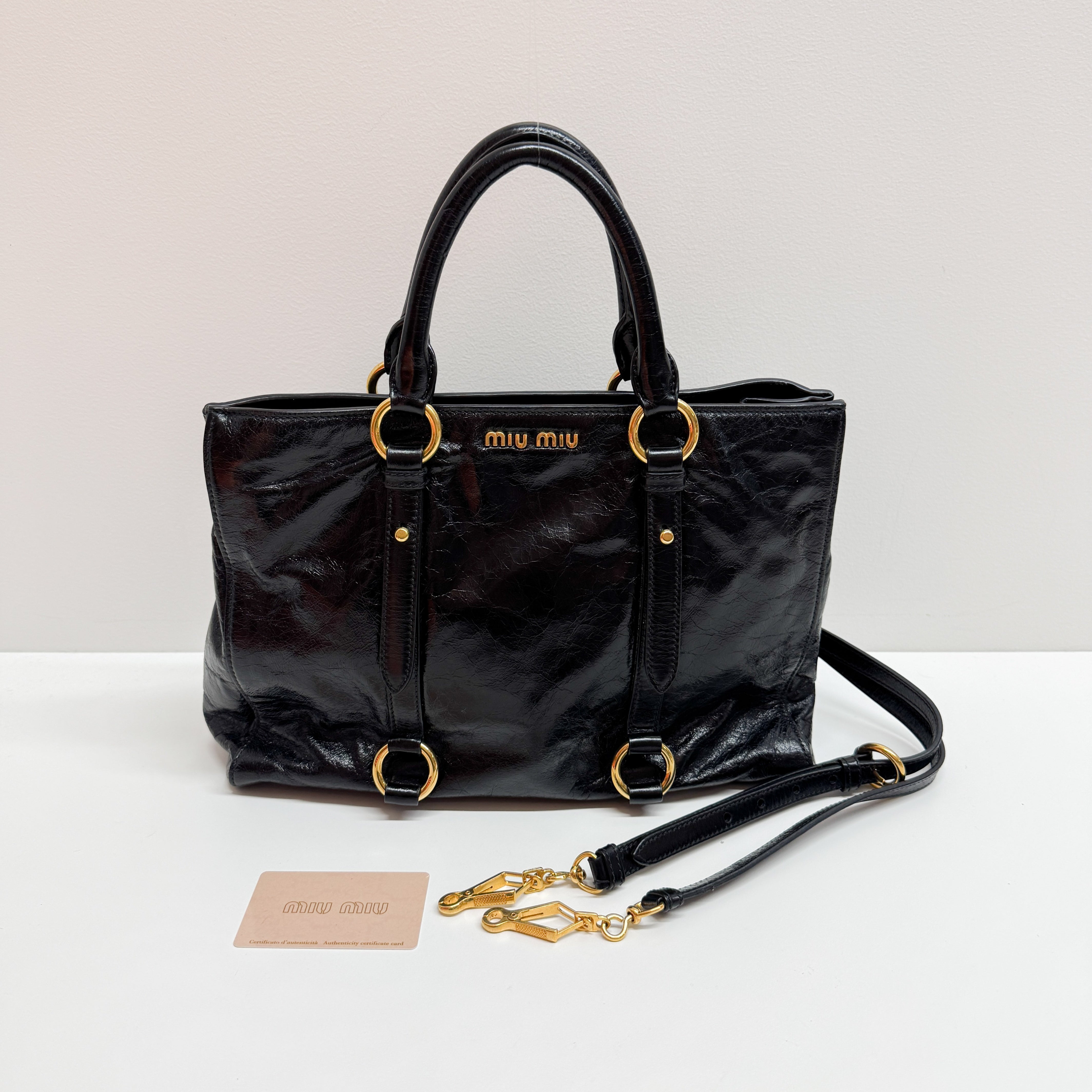 Vitello Black Leather Hand Bag