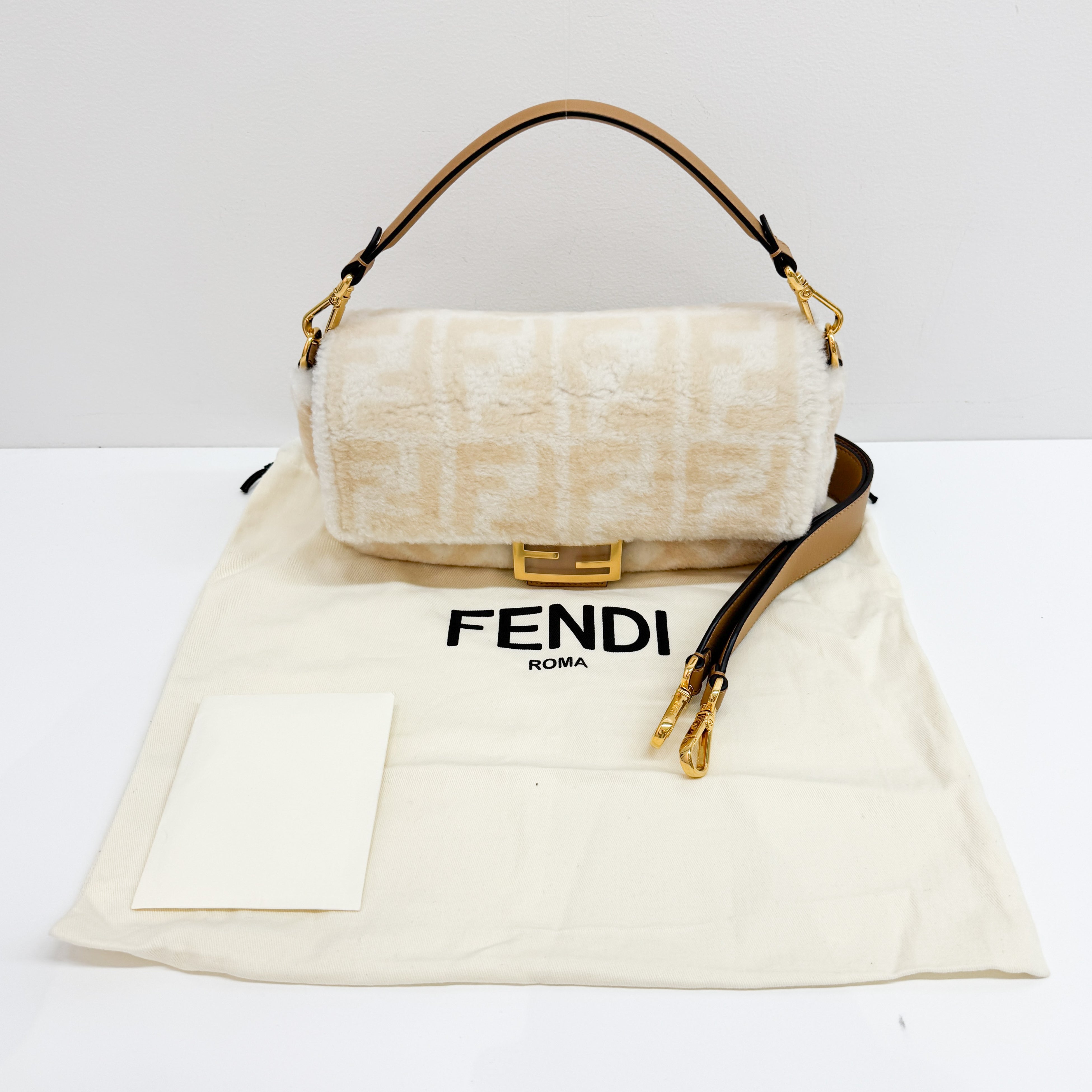 Baguette White Wool Bag
