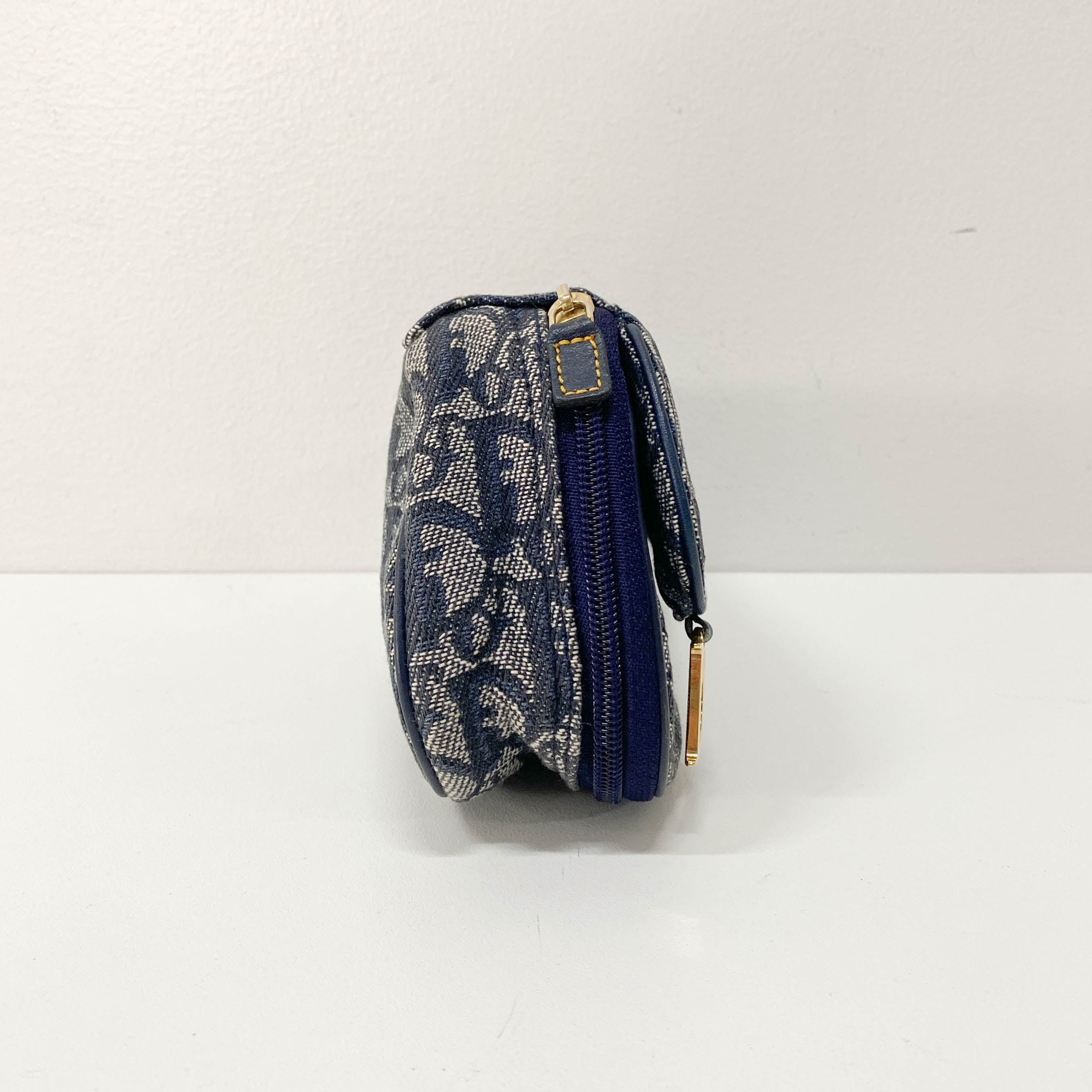 Saddle Blue Trotter D-Charm Pouch