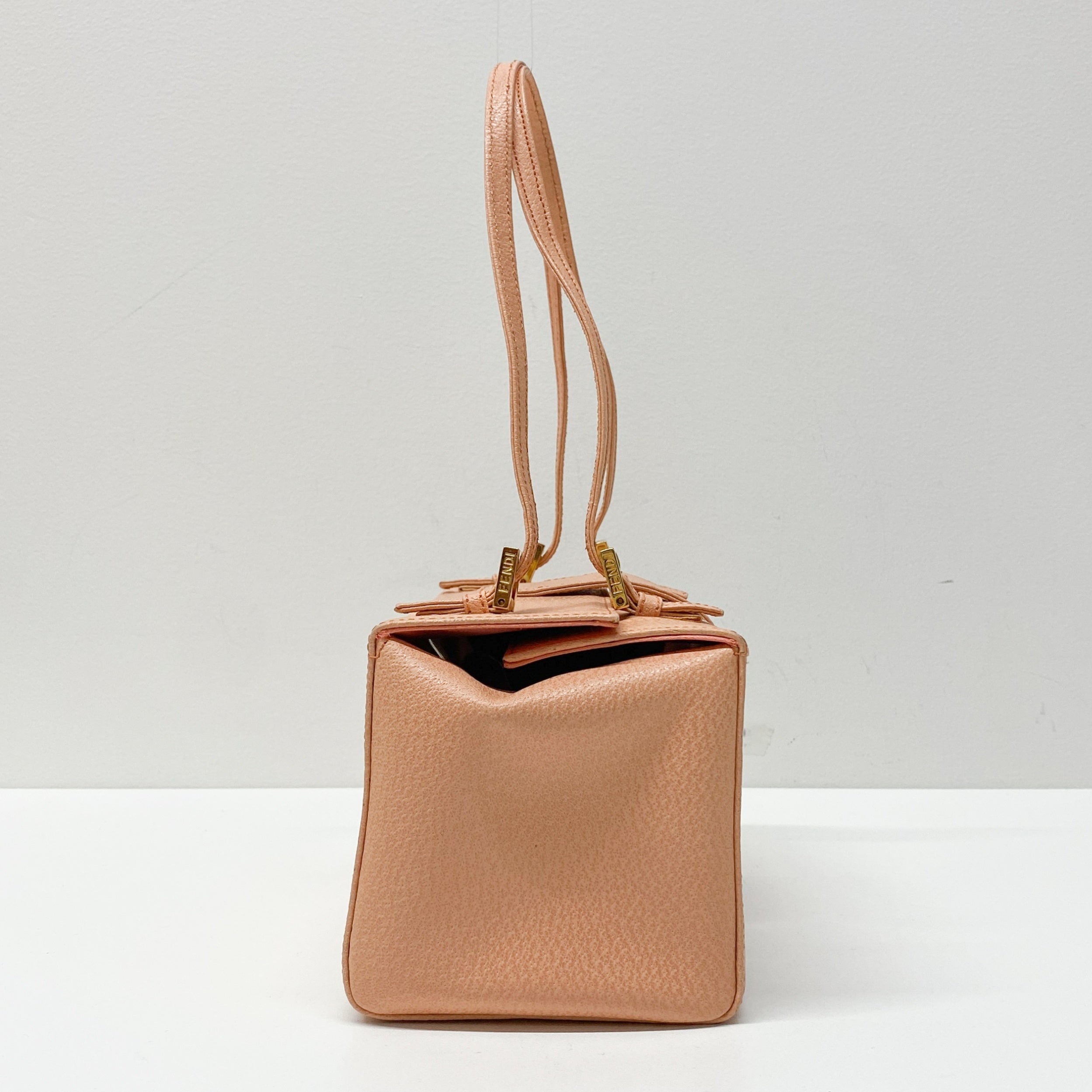 Mamma Baguette Peach Leather Box Bag