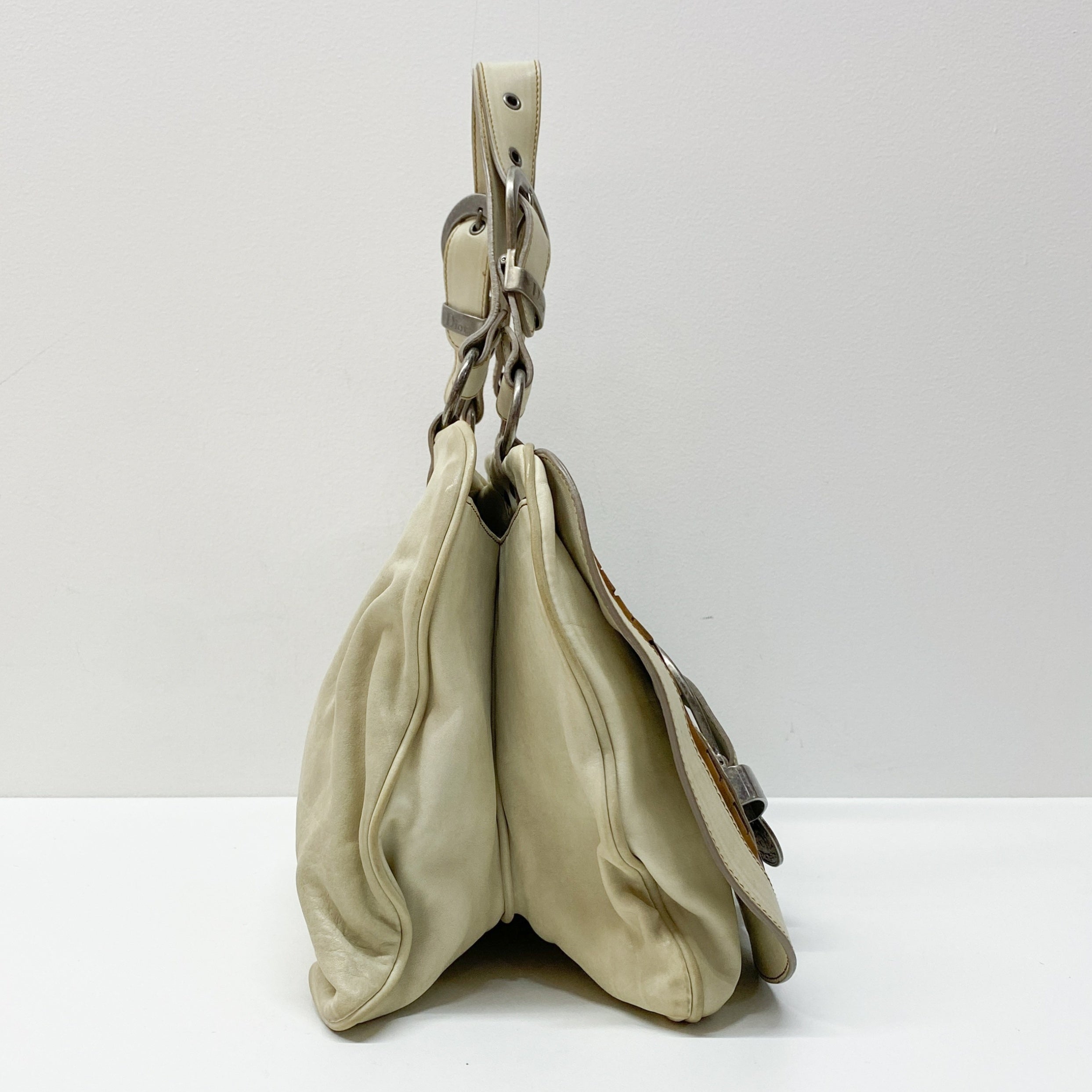 Gaucho Beige Leather Shoulder Bag