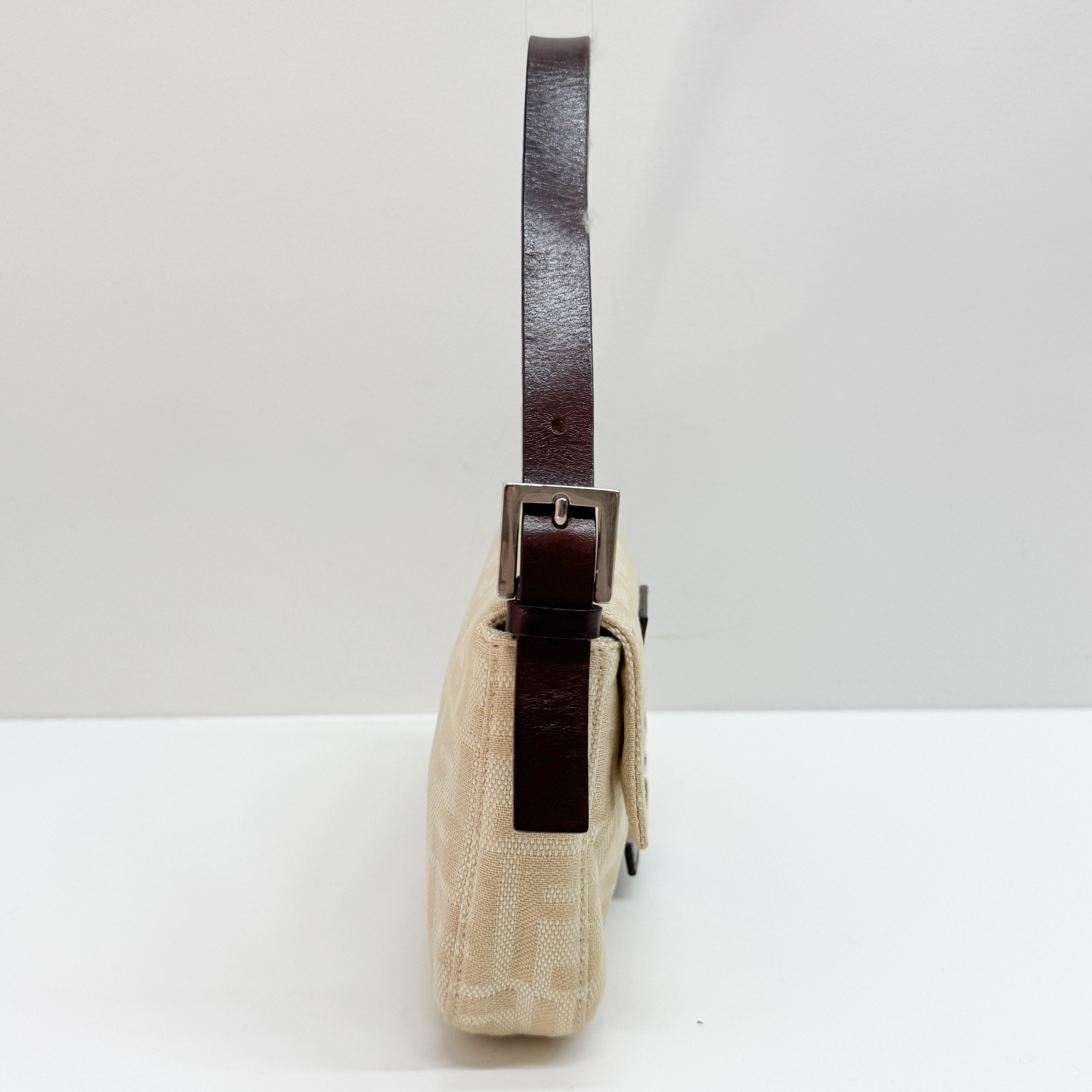 Baguette Zucca Beige Shoulder Bag