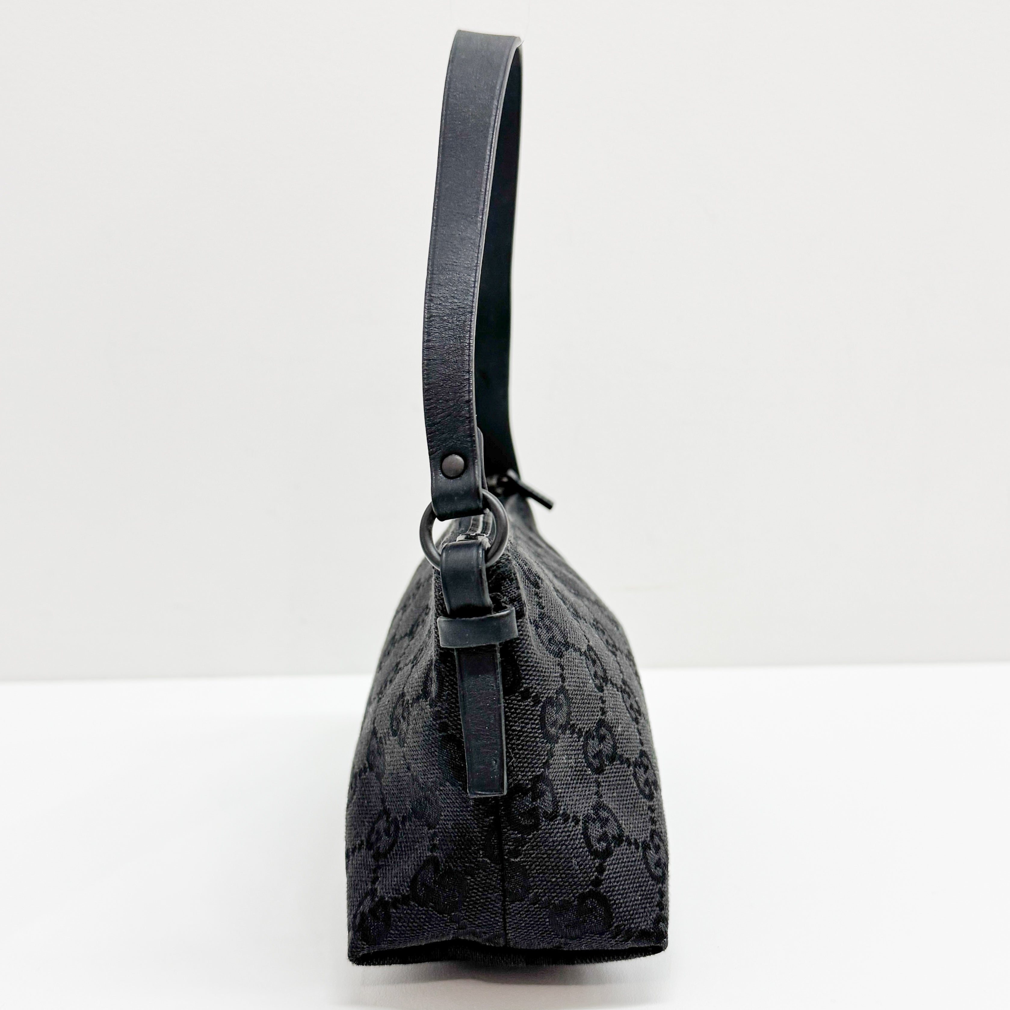 GG Canvas Black Pouch Bag