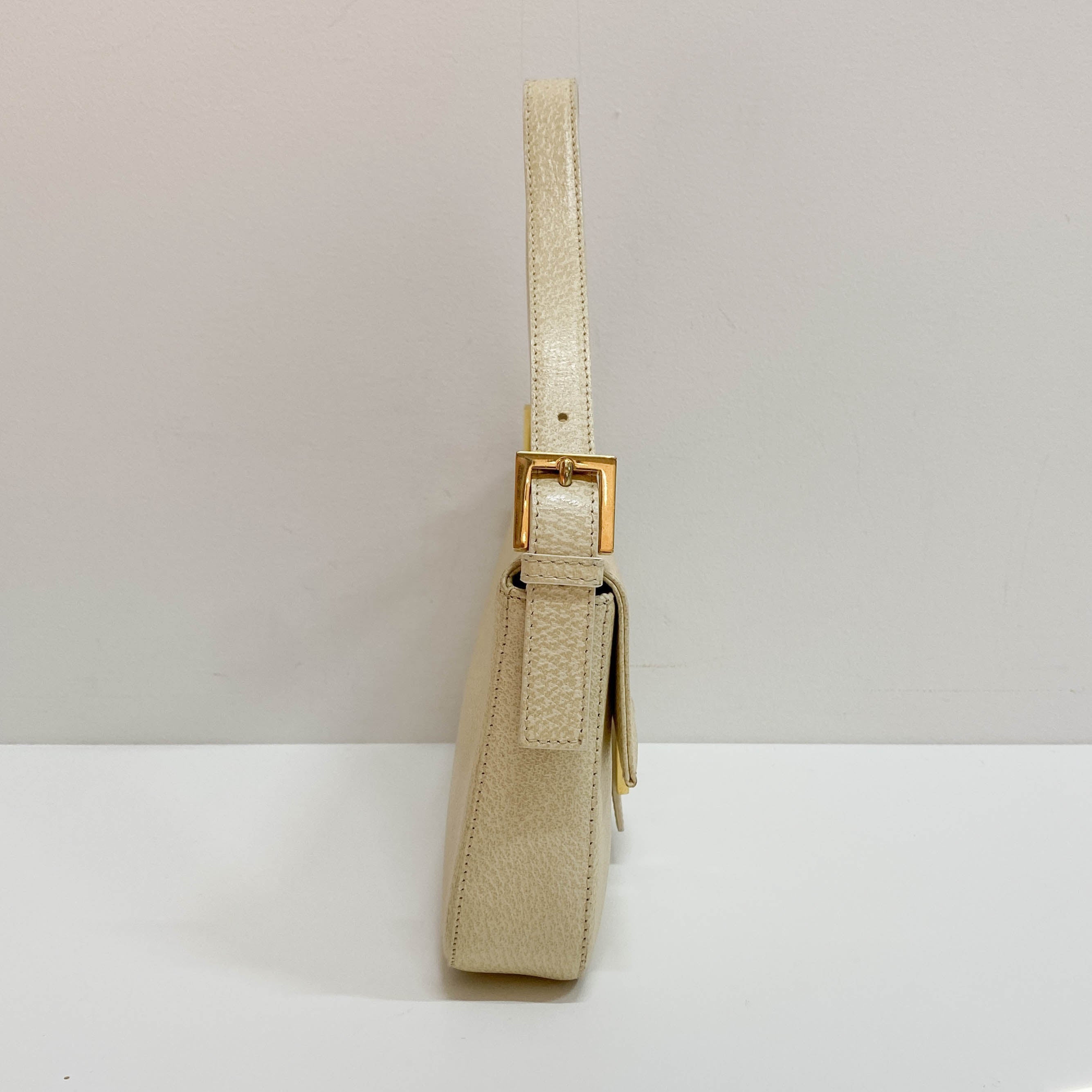 Baguette Cream Leather Rose Quartz Hardware Shoulder Bag