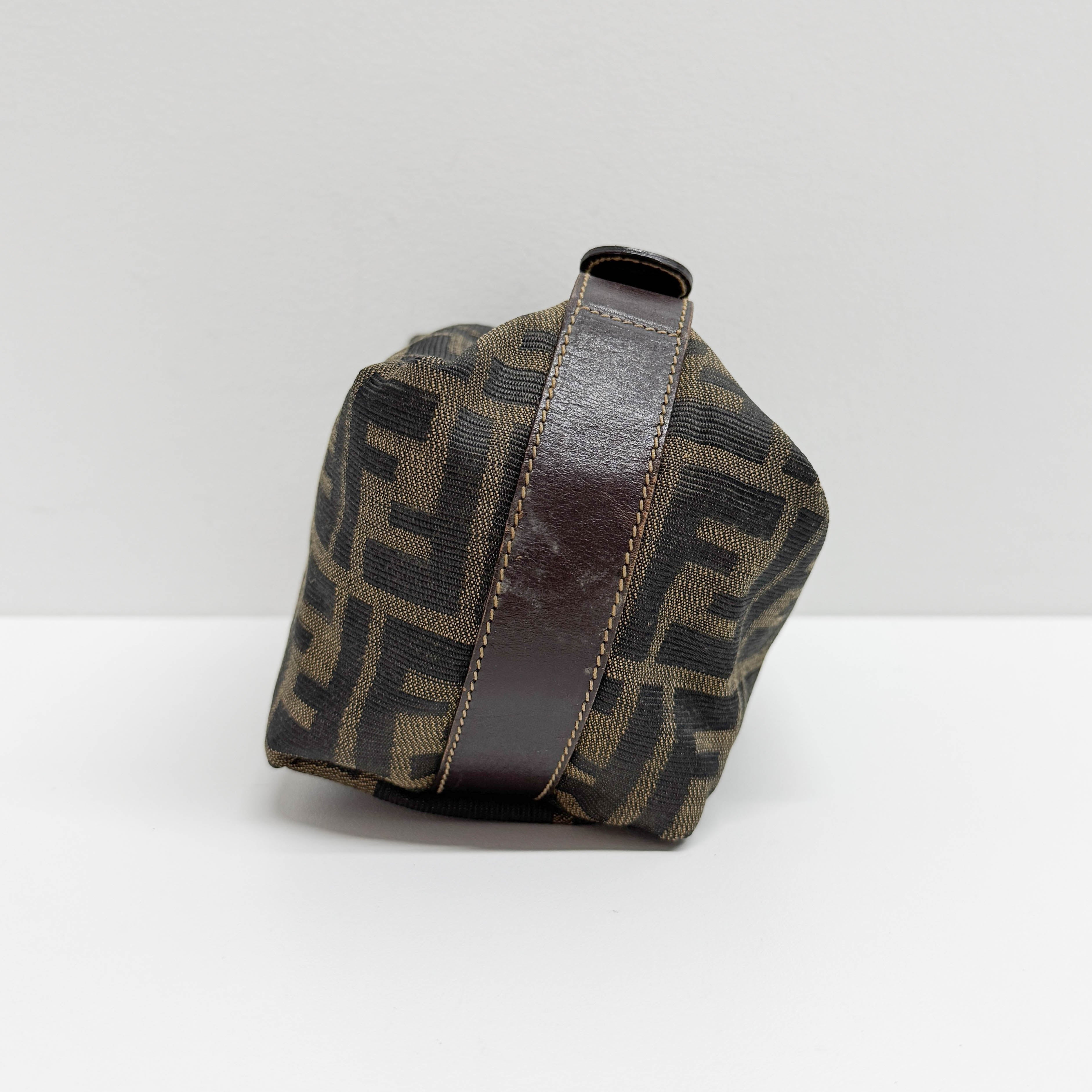 Zucca Brown Canvas Pouch