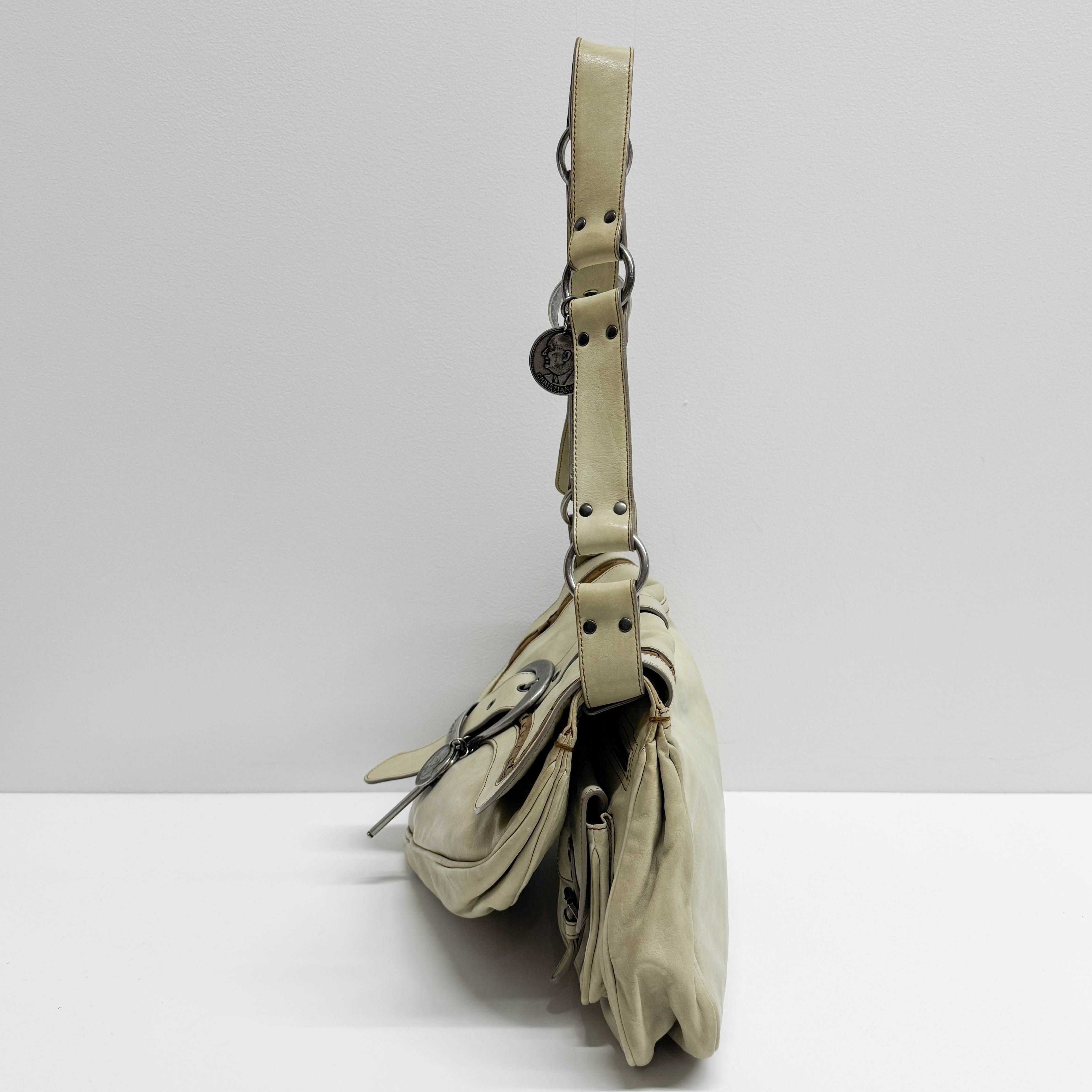 Gaucho ivory Calfskin Leather Shoulder Bag