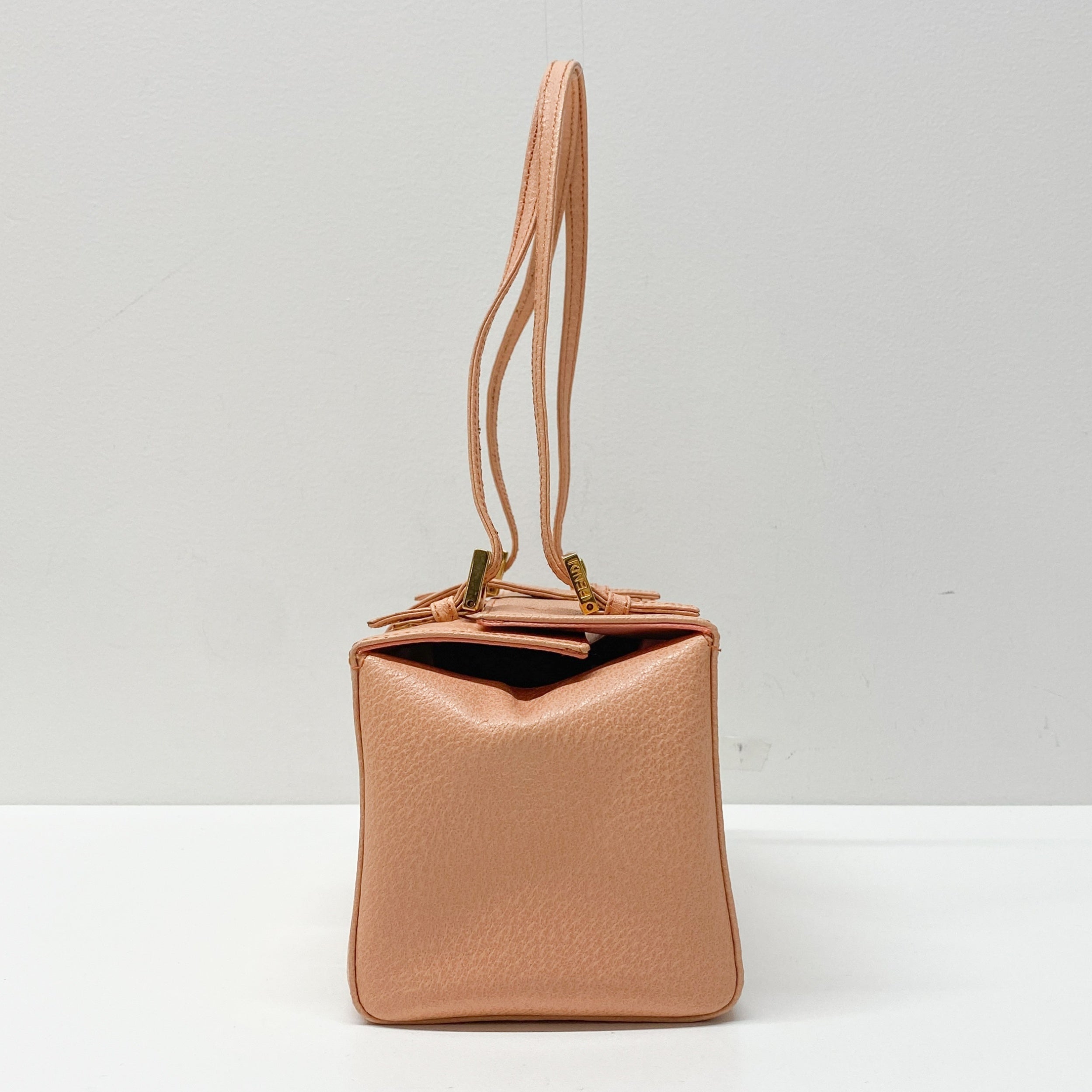 Mamma Baguette Peach Leather Box Bag
