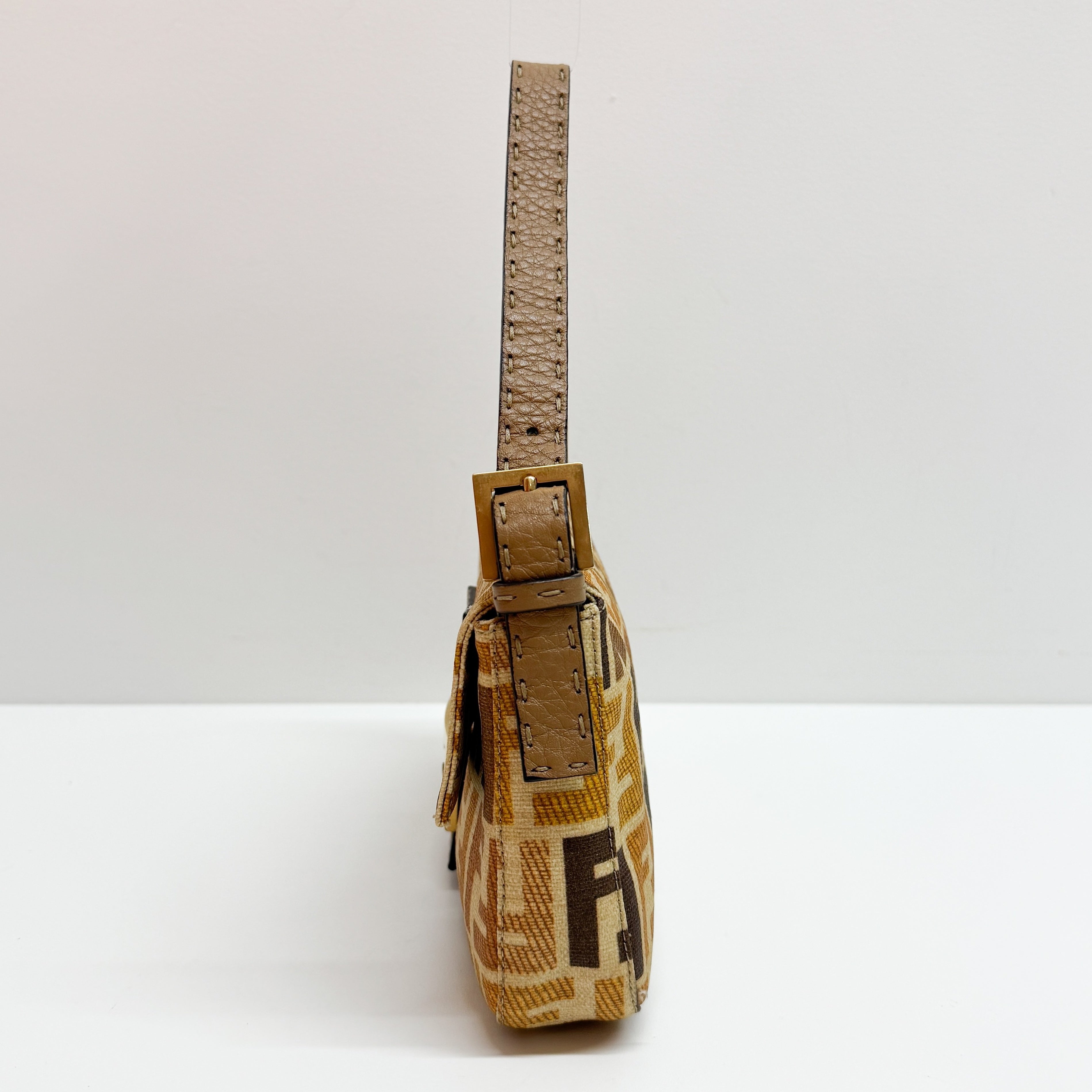 Baguette Orange Zucca Shoulder Bag