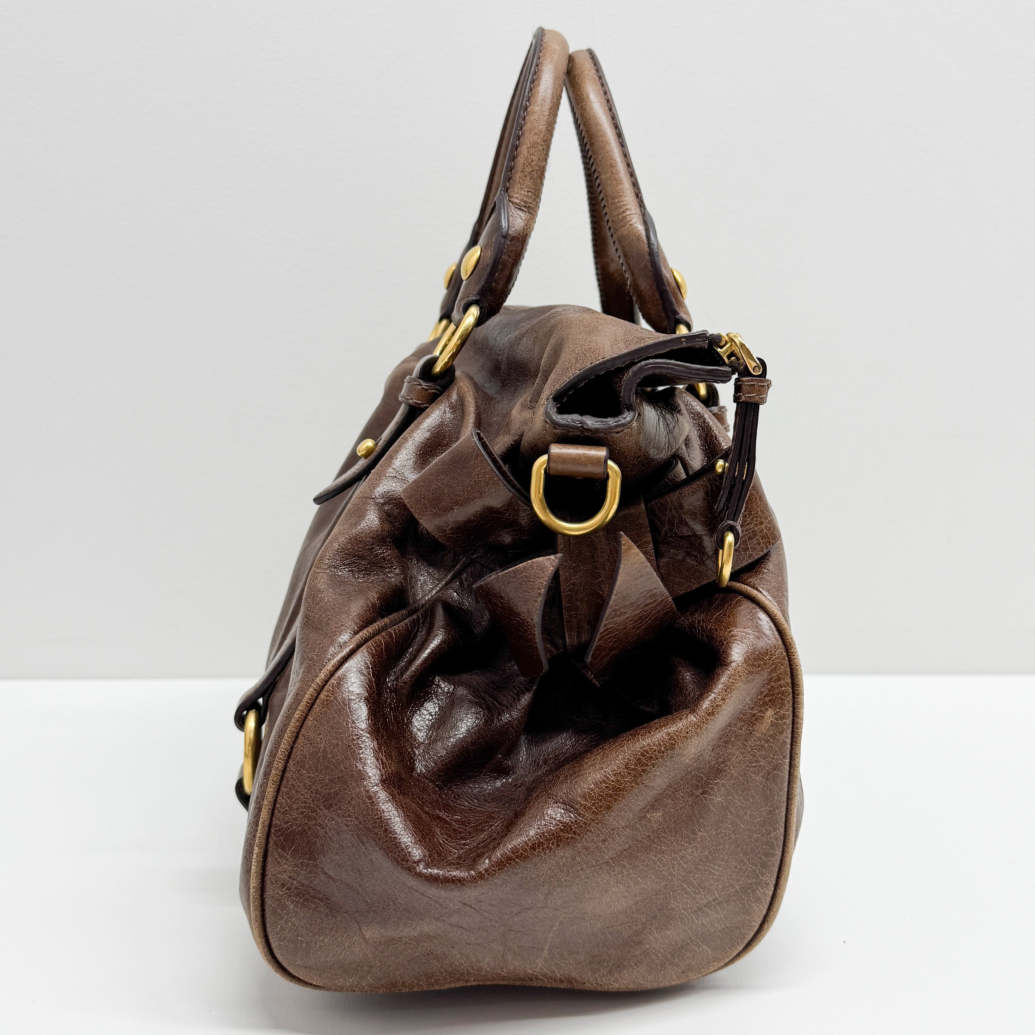 Vitello Lux Bow Brown Calfskin Leather Hand Bag