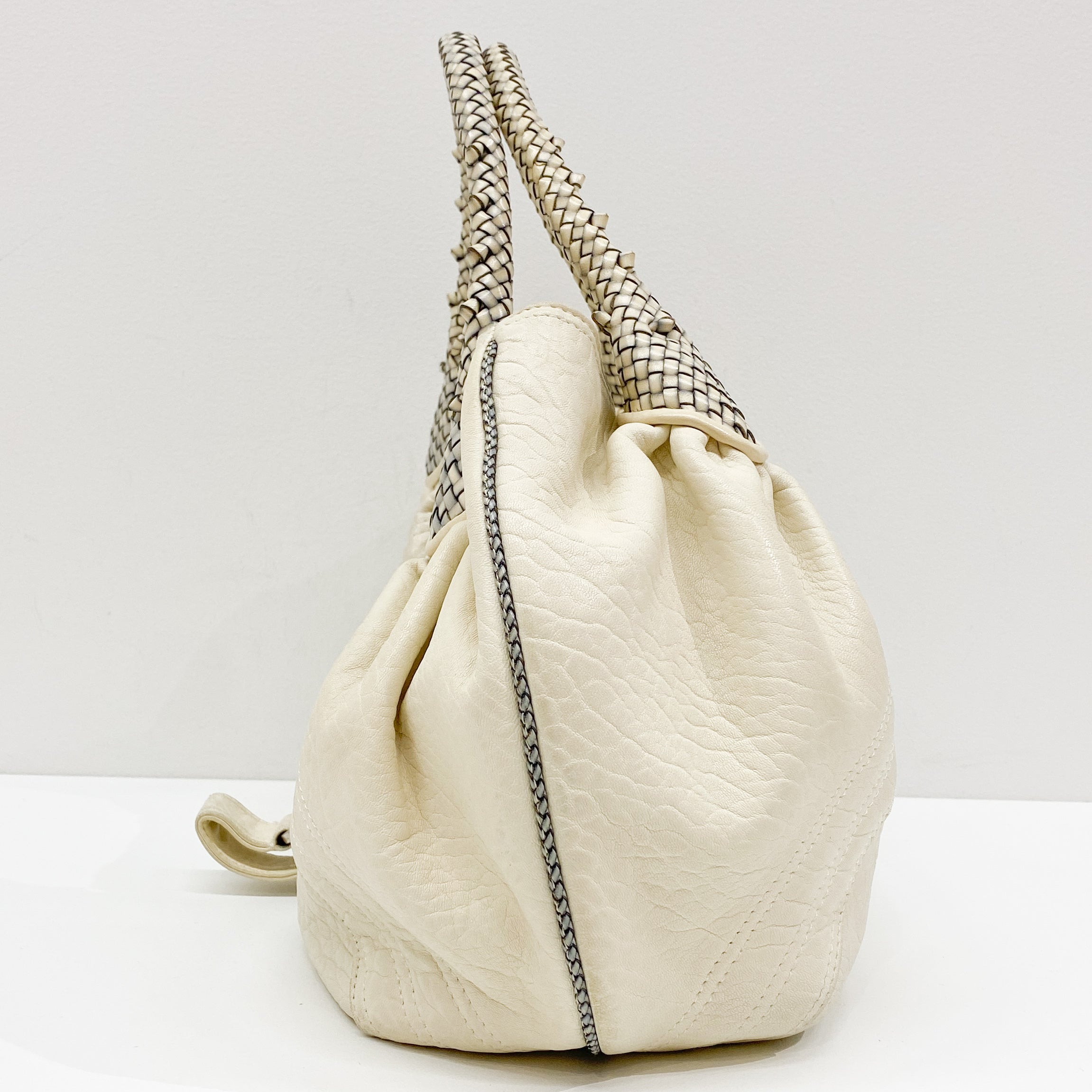 Vintage White Basket Leather Hand Bag