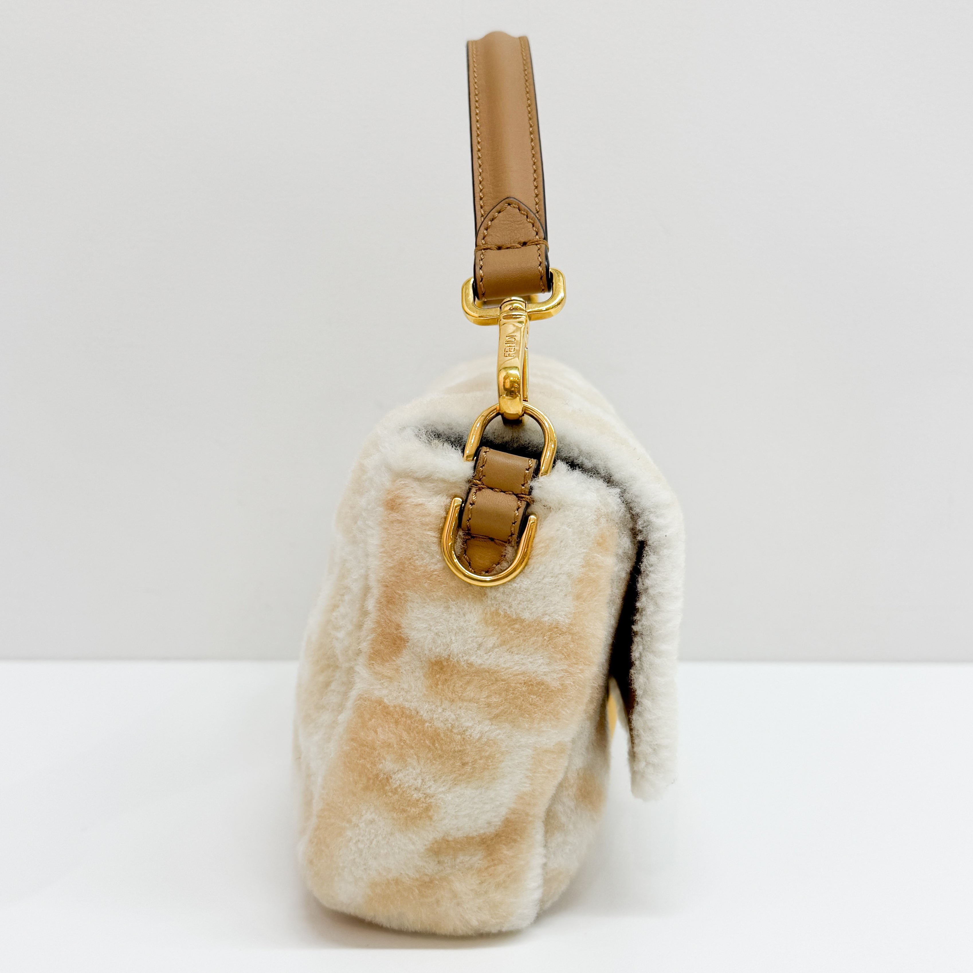 Baguette White Wool Bag
