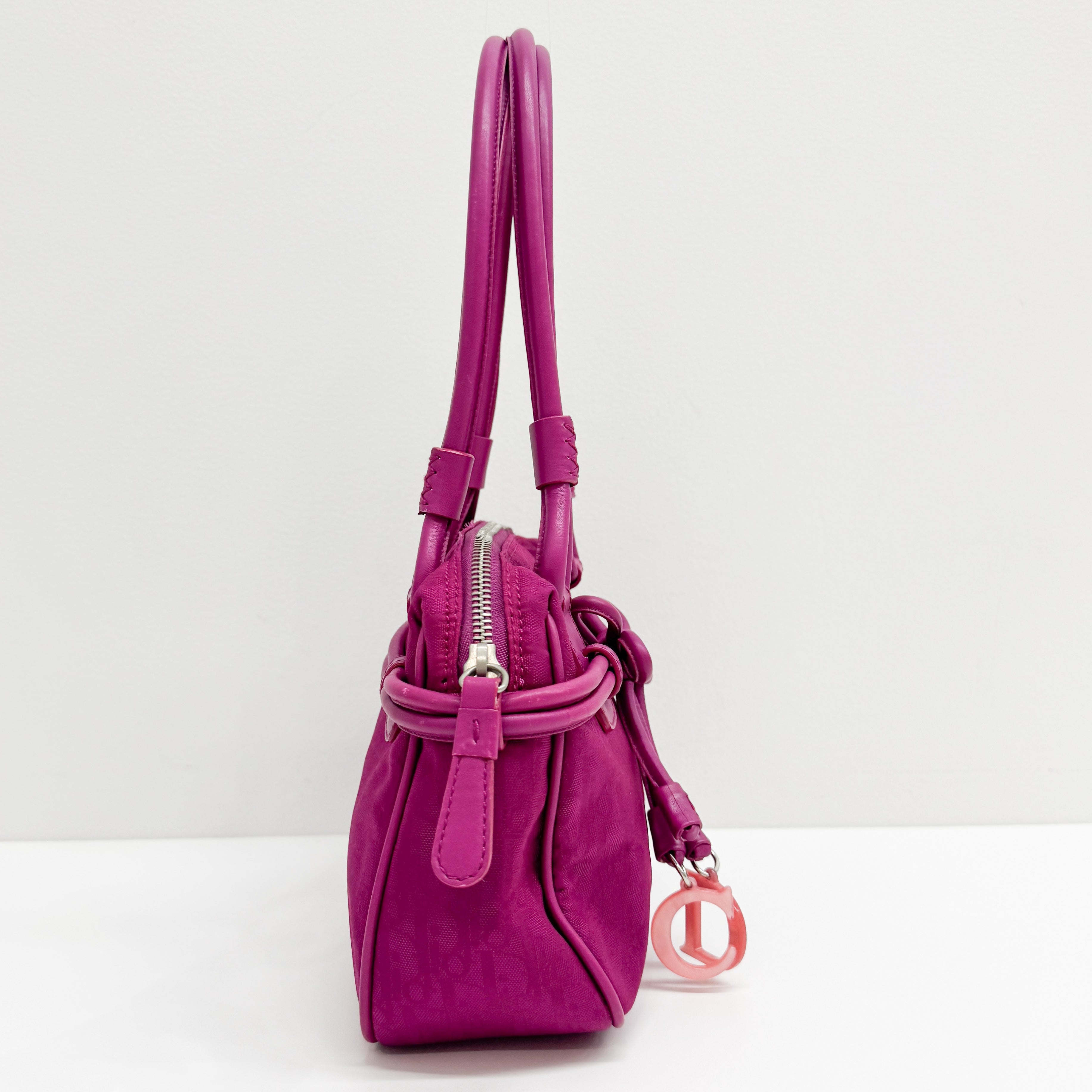 Trotter Fuchsia Canvas Shoulder Bag