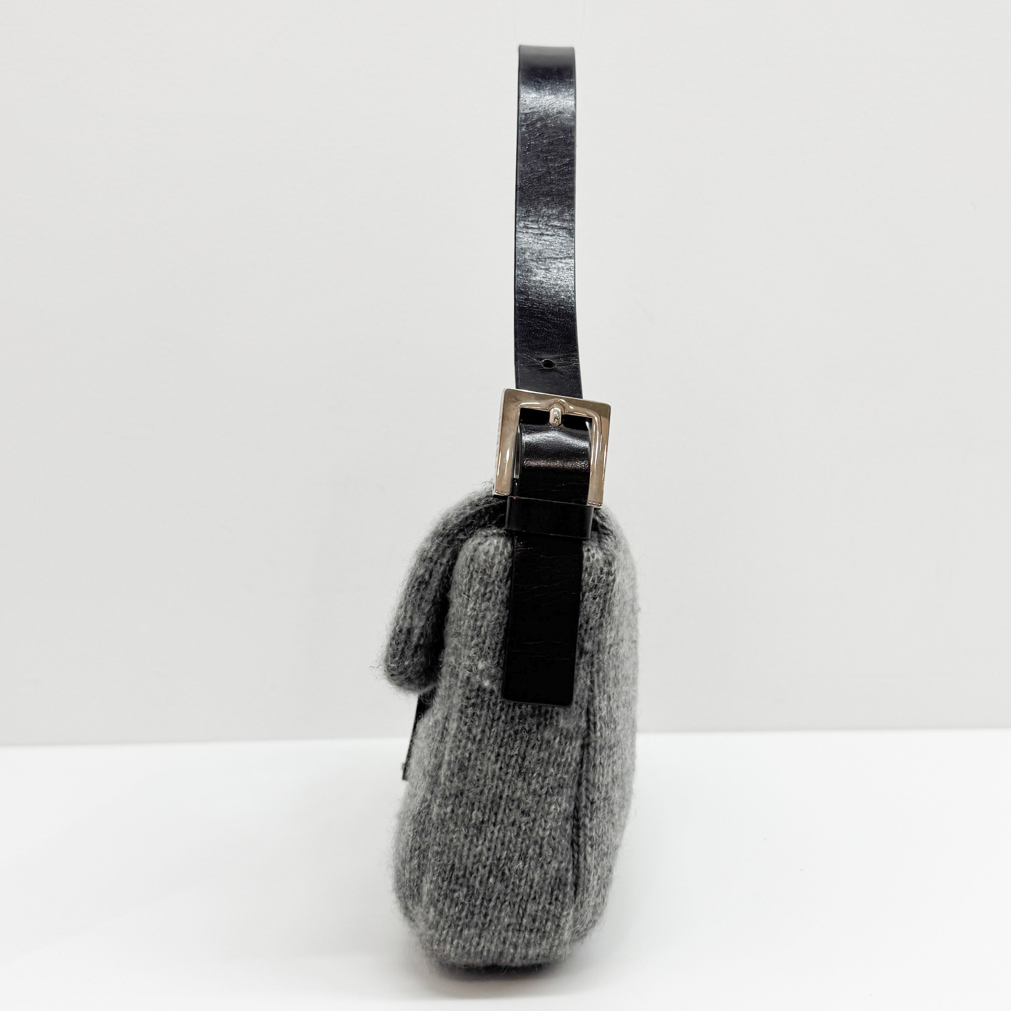 Baguette Grey Wool Shoulder Bag