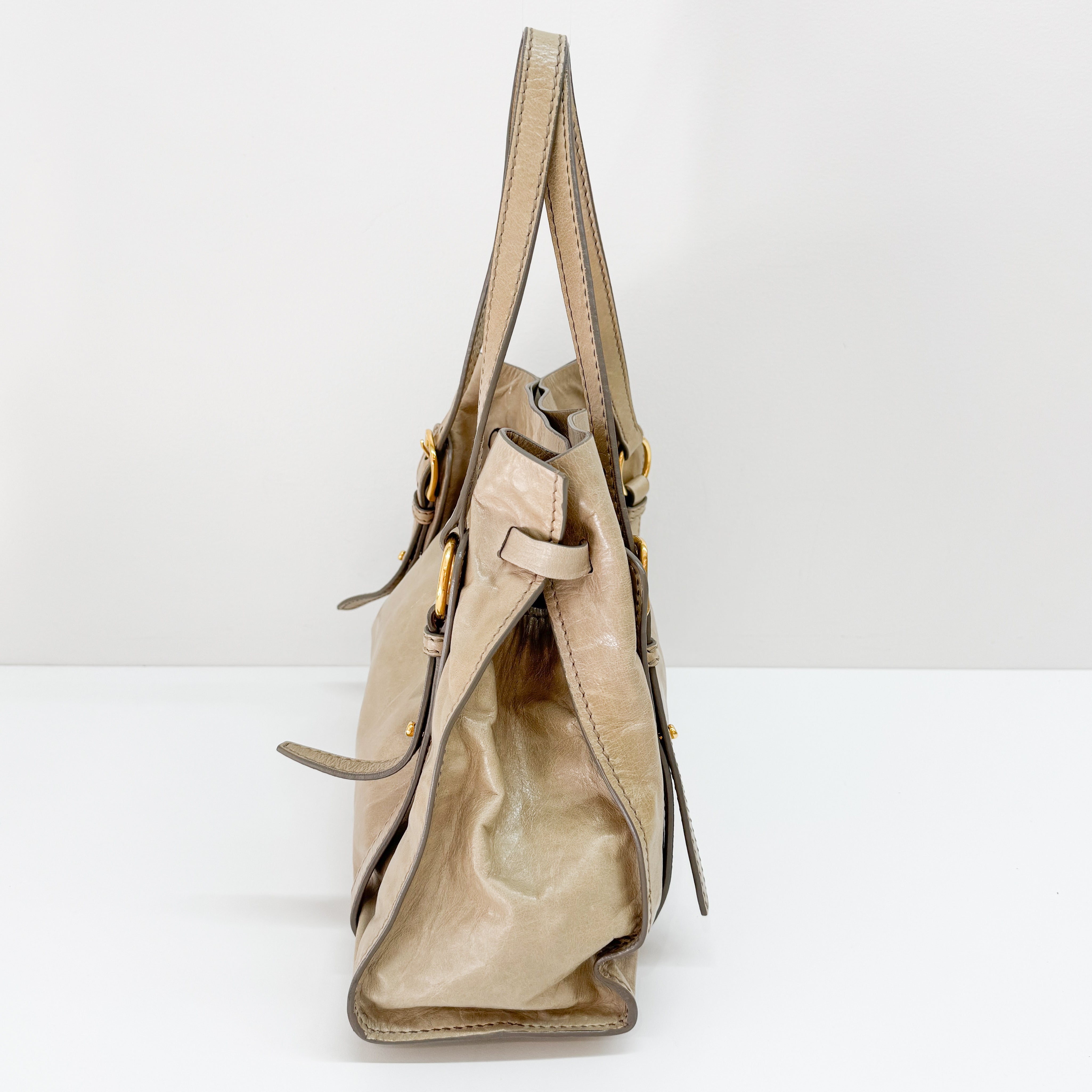 Vitello Lux Bow Beige Leather Bag