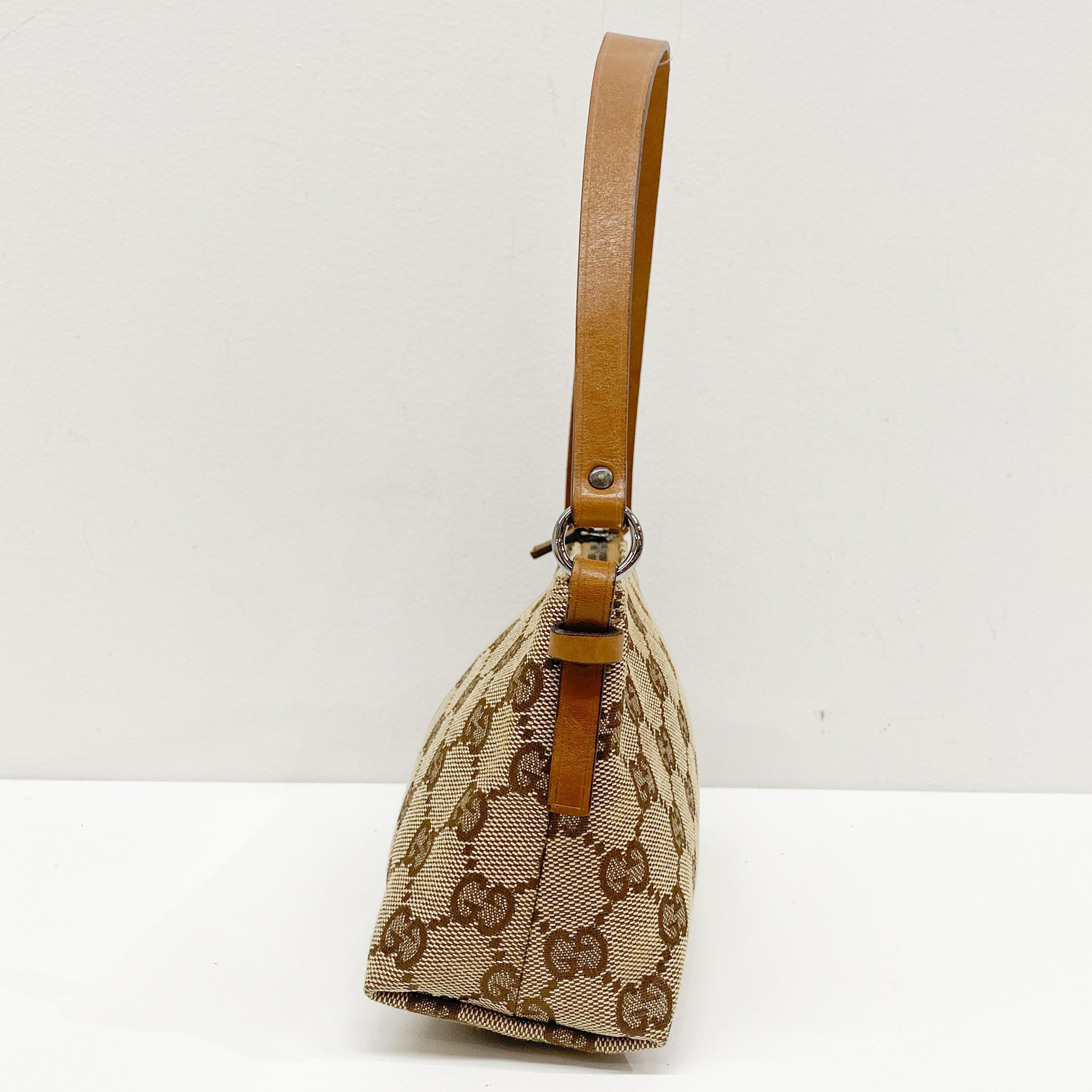 GG Canvas Brown Pouch Shoulder Bag