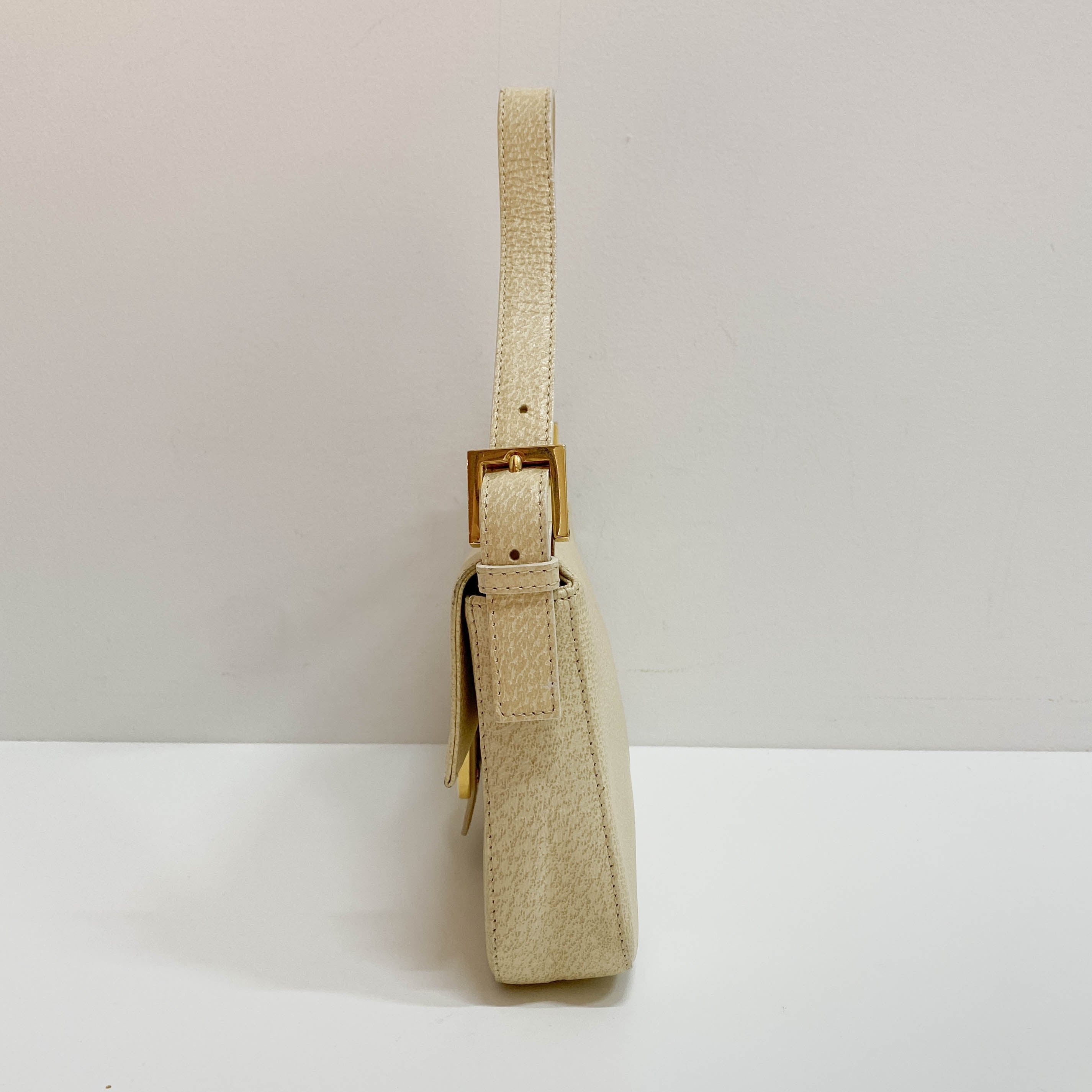 Baguette Cream Leather Rose Quartz Hardware Shoulder Bag