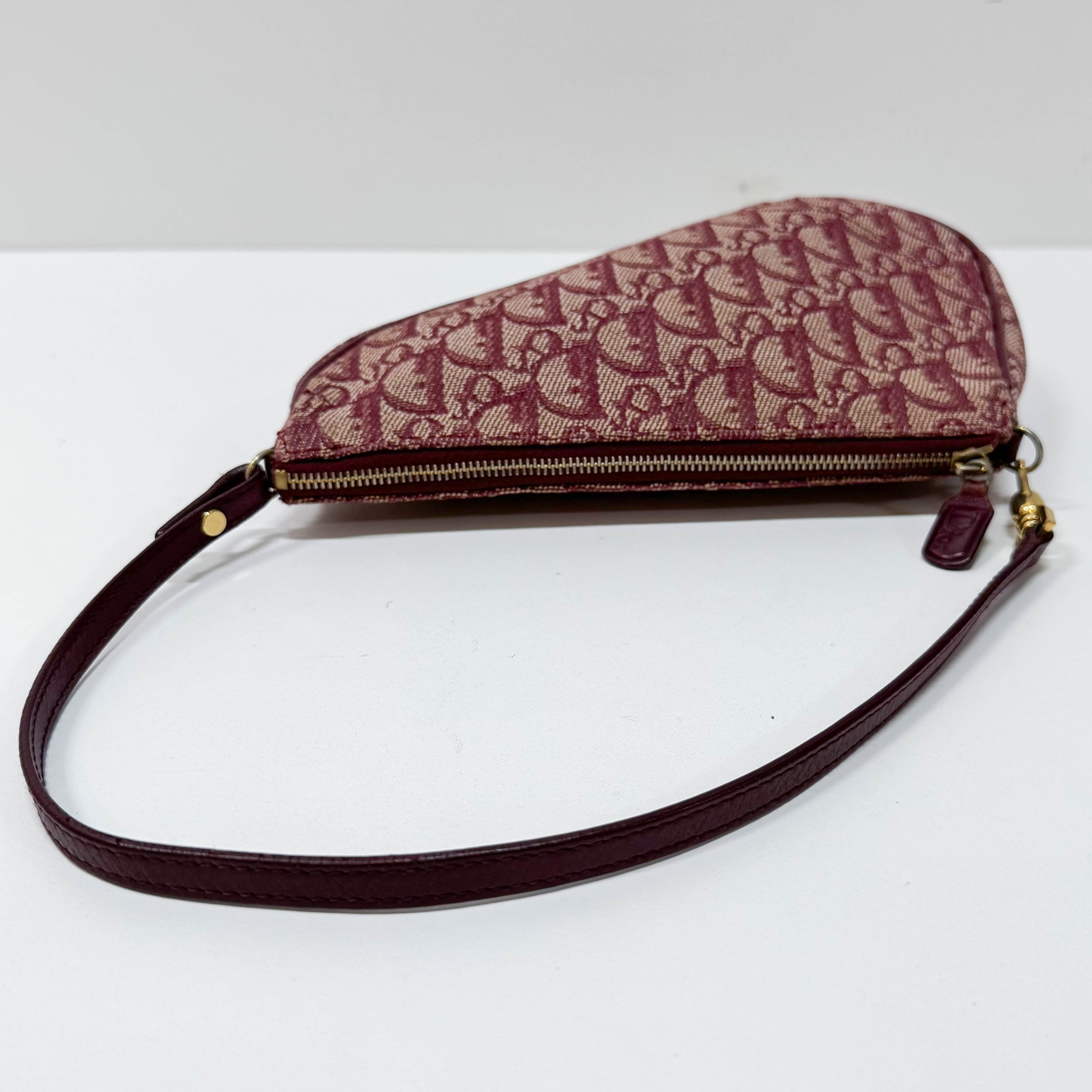 Saddle Red Trotter Canvas Shoulder Bag