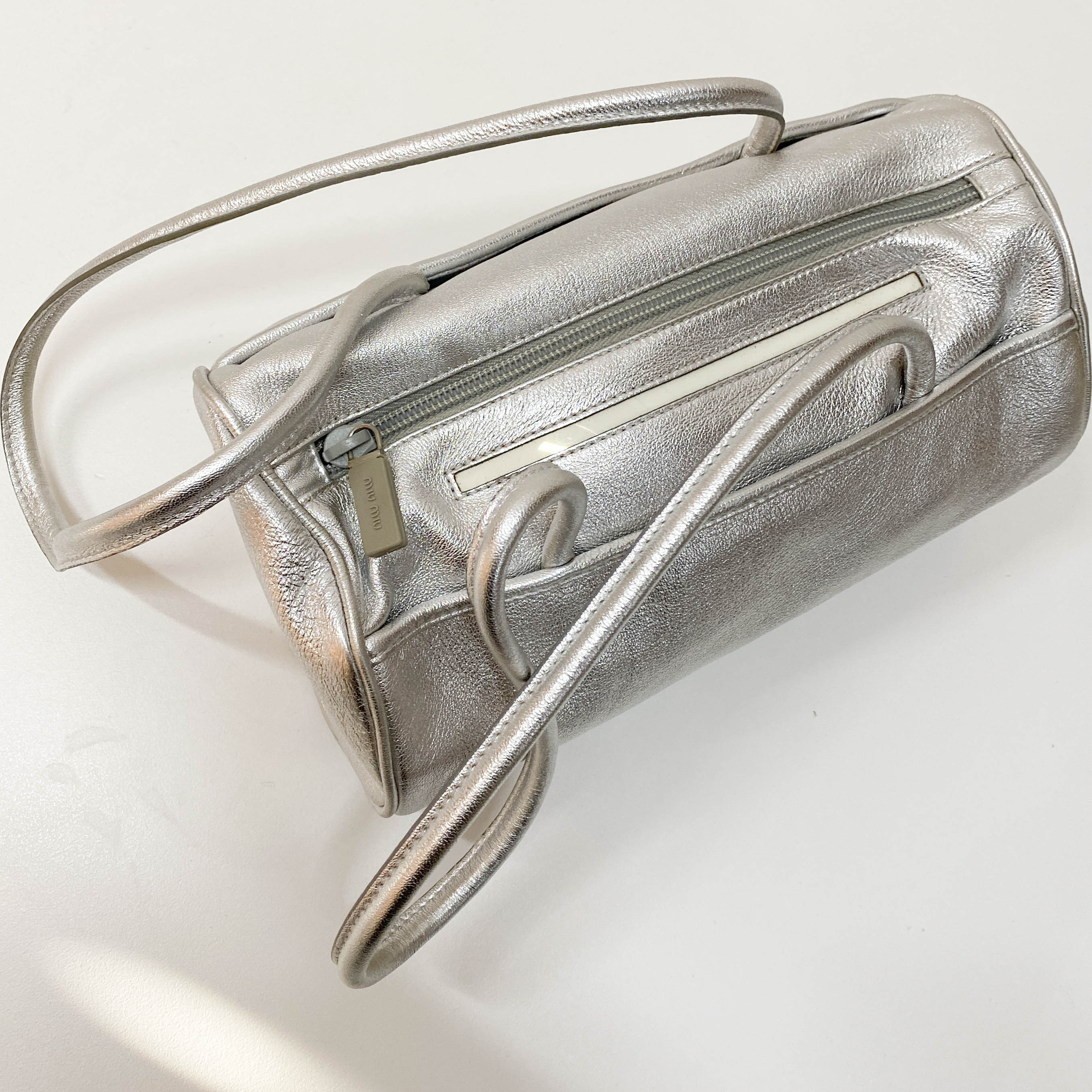 Archive Light Up Silver Leather Shoulder Bag