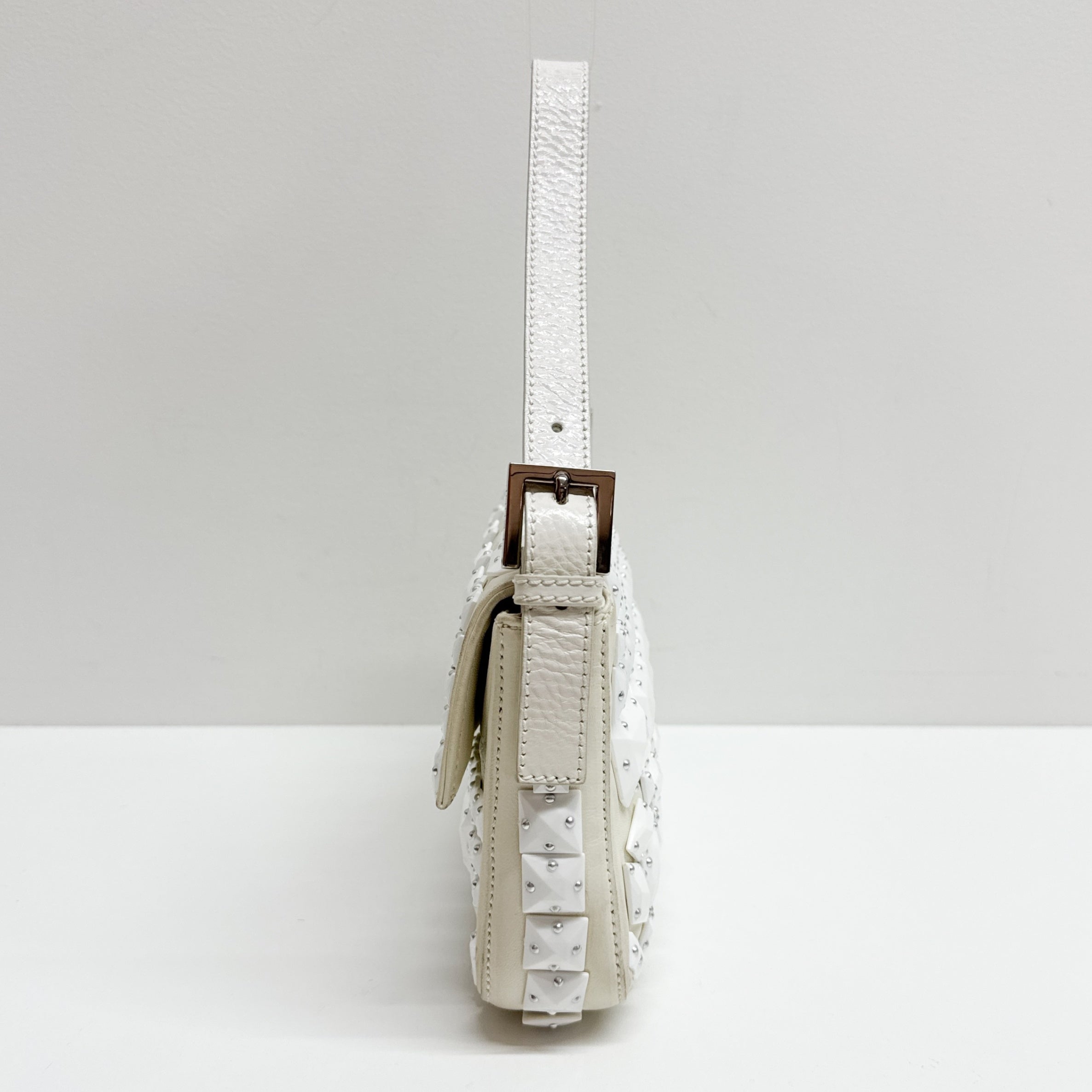 Baguette White Leather Shoulder Bag