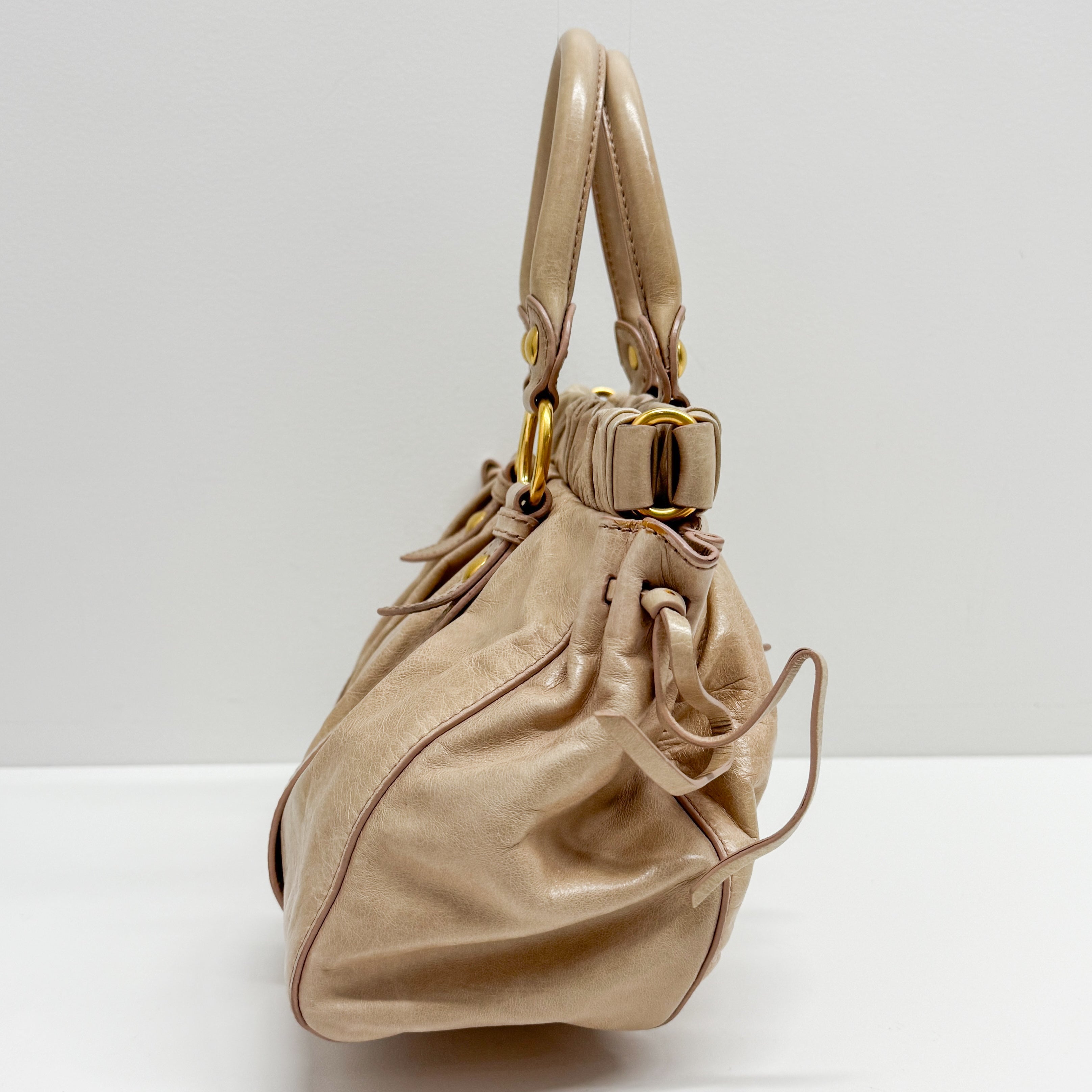 Vitello Bauletto Pink Leather Handle Bag