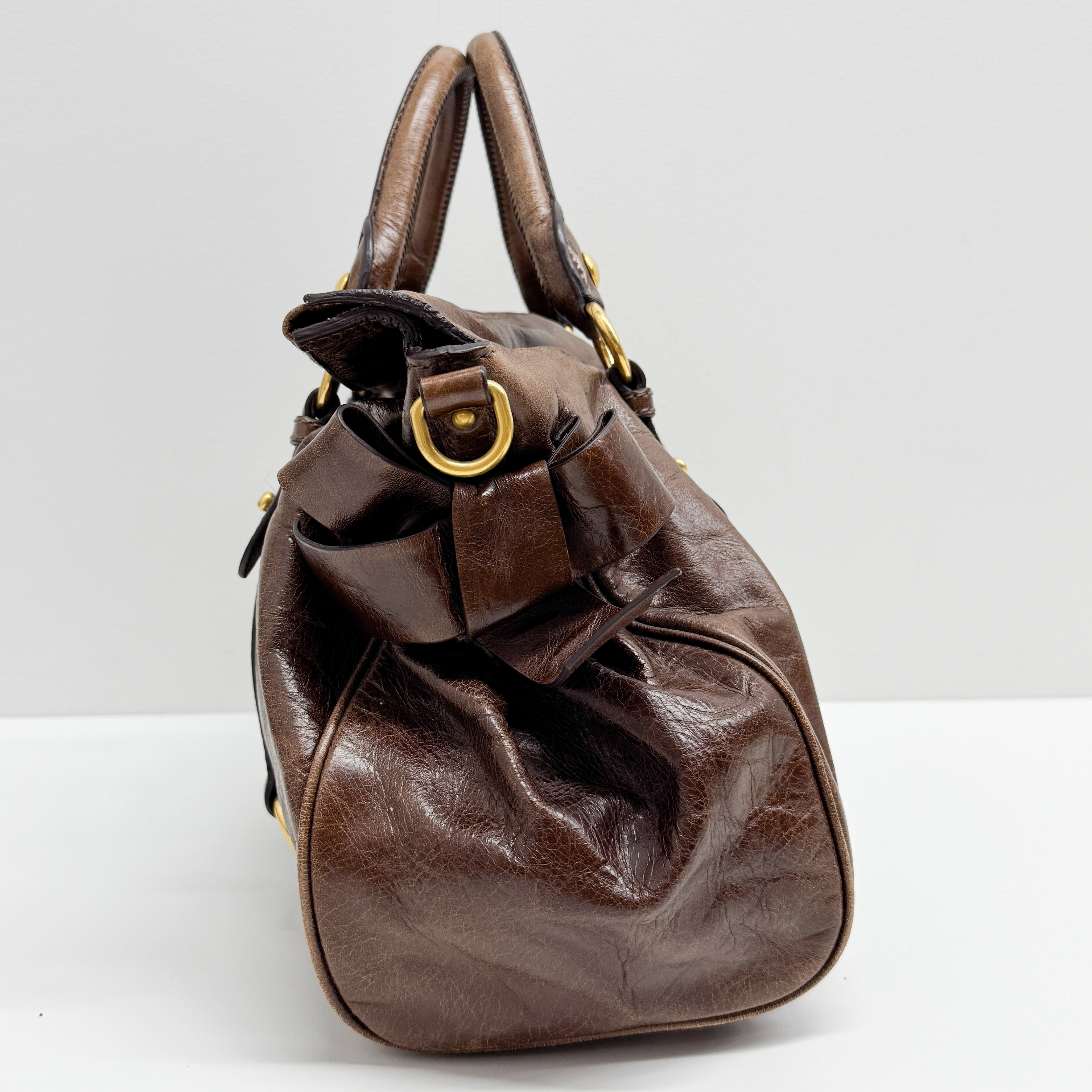 Vitello Lux Bow Brown Calfskin Leather Hand Bag