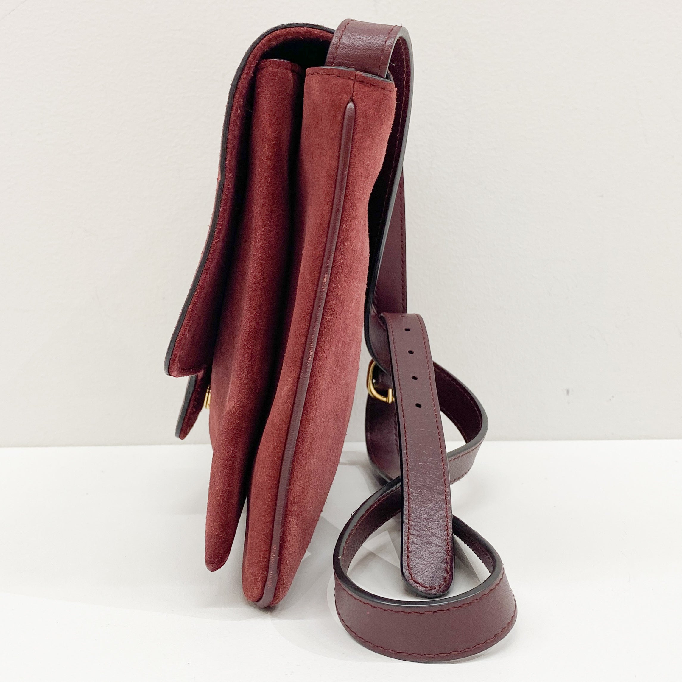 GG Marmont Red Suede Shoulder Bag